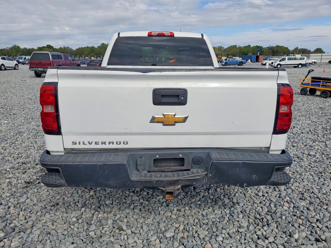 2014 Chevrolet Silverado C1500 White vin: 1GCRCPEH3EZ311561