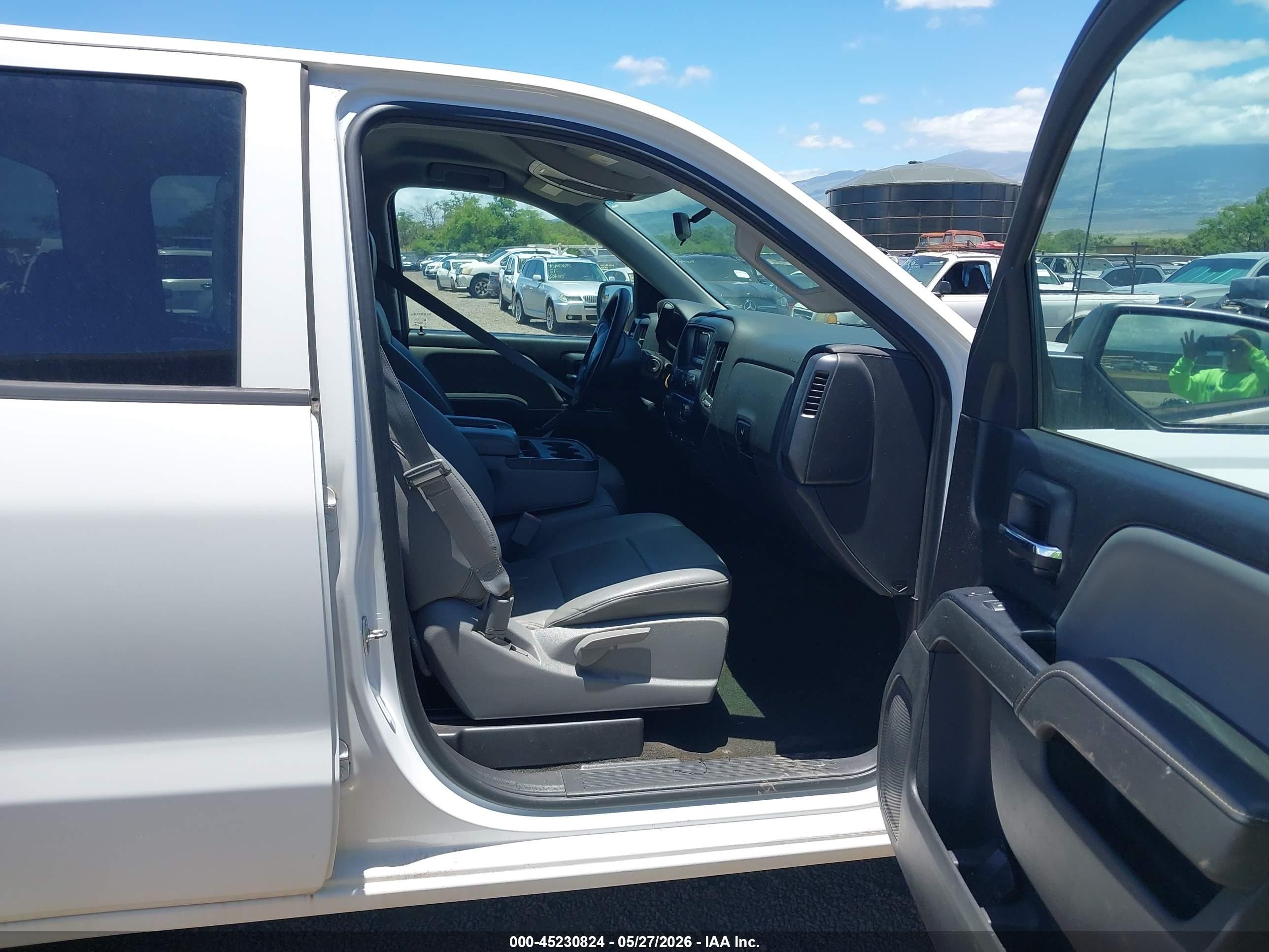 2015 Chevrolet Silverado 1500 Wt Белый vin: 1GCRCPEH6FZ234119
