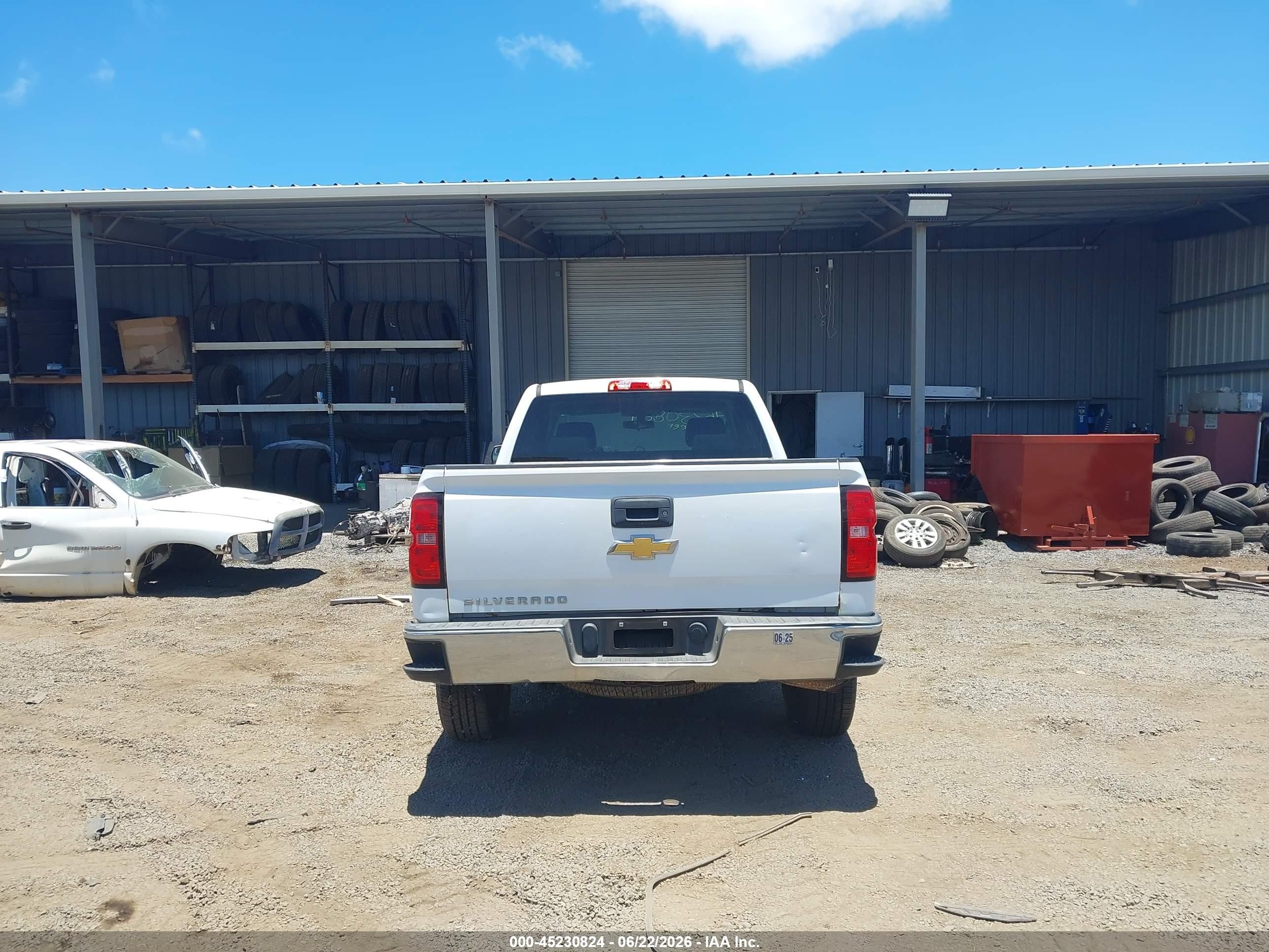 2015 Chevrolet Silverado 1500 Wt Белый vin: 1GCRCPEH6FZ234119