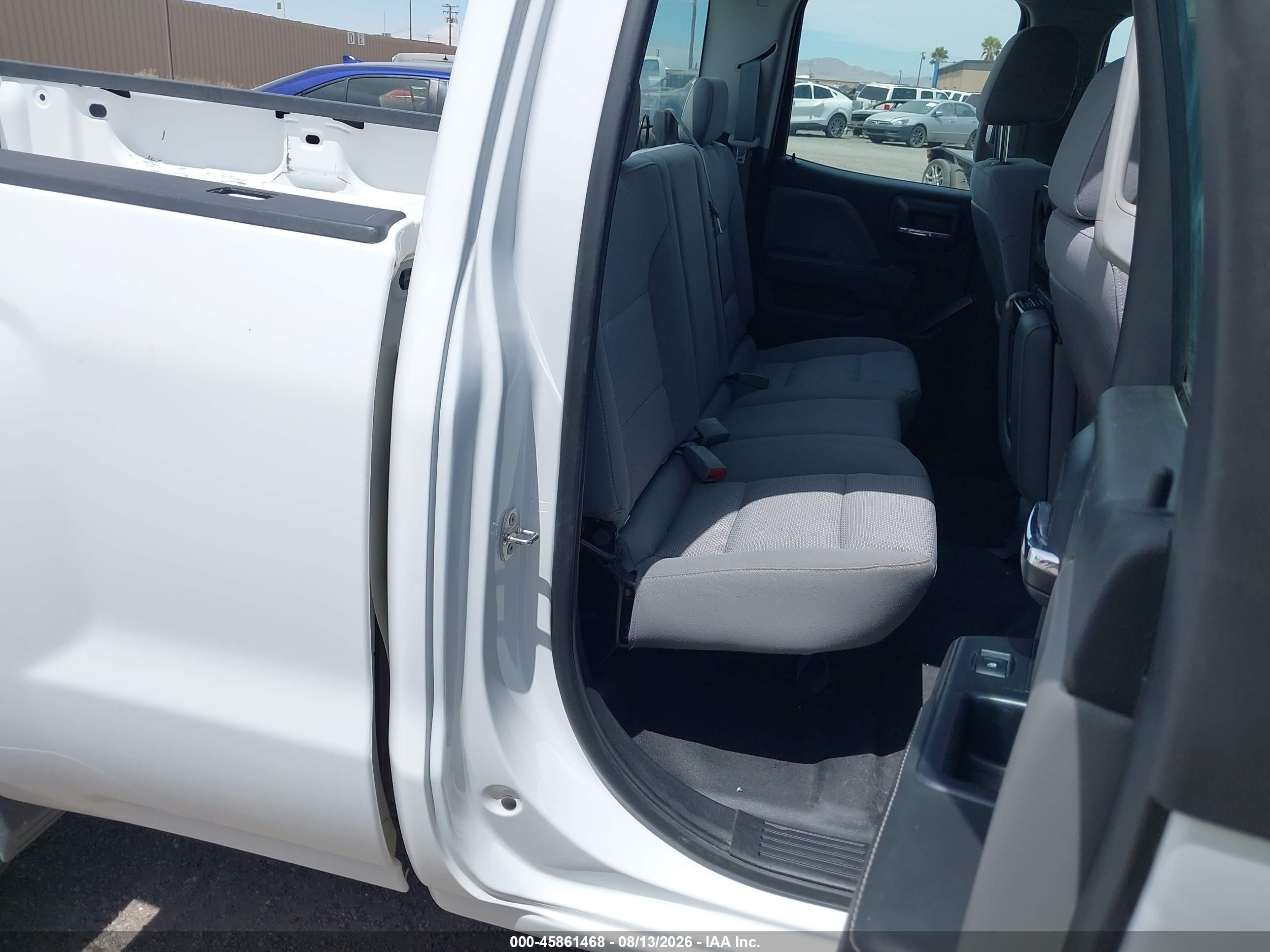 2015 Chevrolet Silverado 1500 Work Truck White vin: 1GCRCPEH6FZ328873