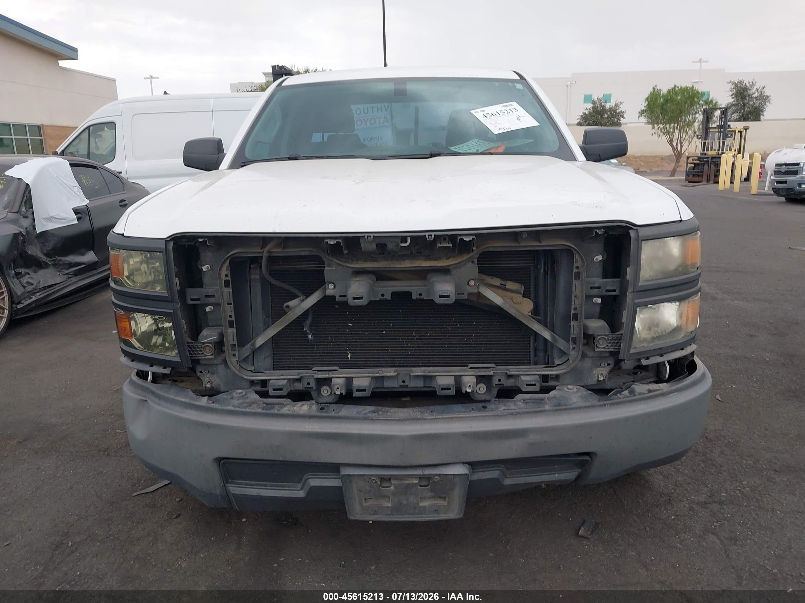 2014 Chevrolet Silverado 1500 Work Truck 1wt White vin: 1GCRCPEH8EZ258727