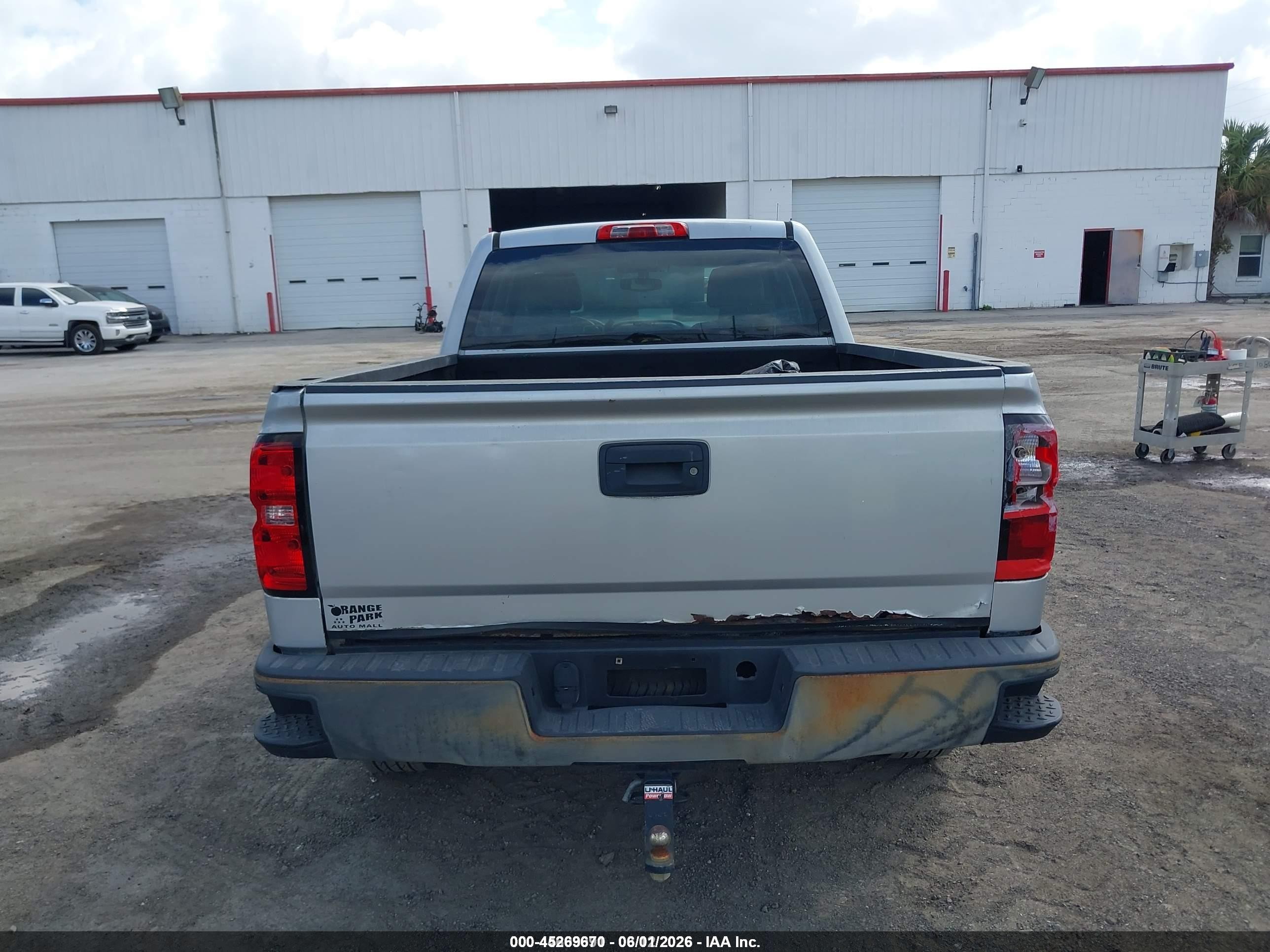 2015 Chevrolet Silverado 1500 Wt Silver vin: 1GCRCPEH9FZ204709