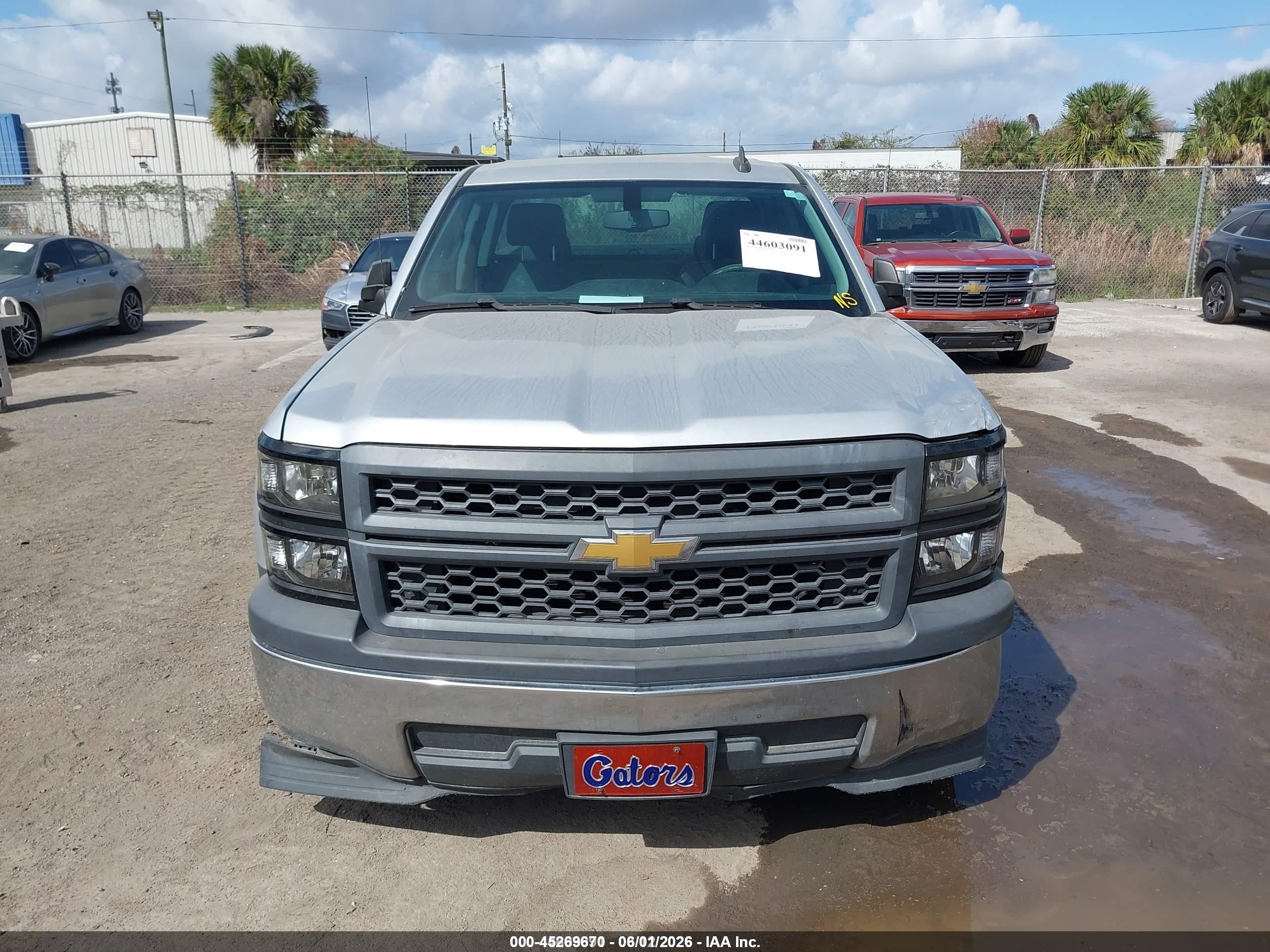 2015 Chevrolet Silverado 1500 Wt Silver vin: 1GCRCPEH9FZ204709