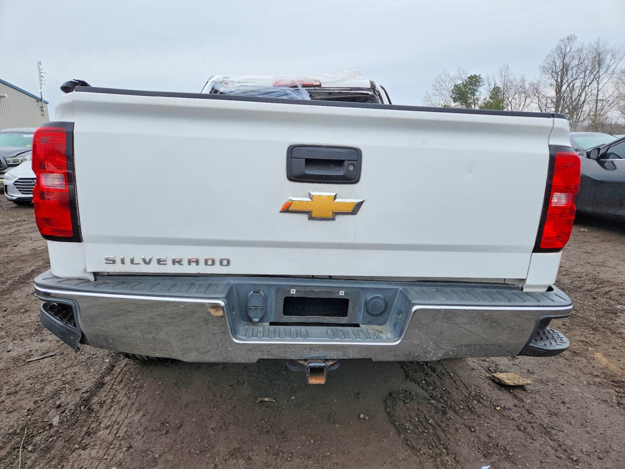 2015 Chevrolet Silverado C1500 White vin: 1GCRCPEH9FZ440342