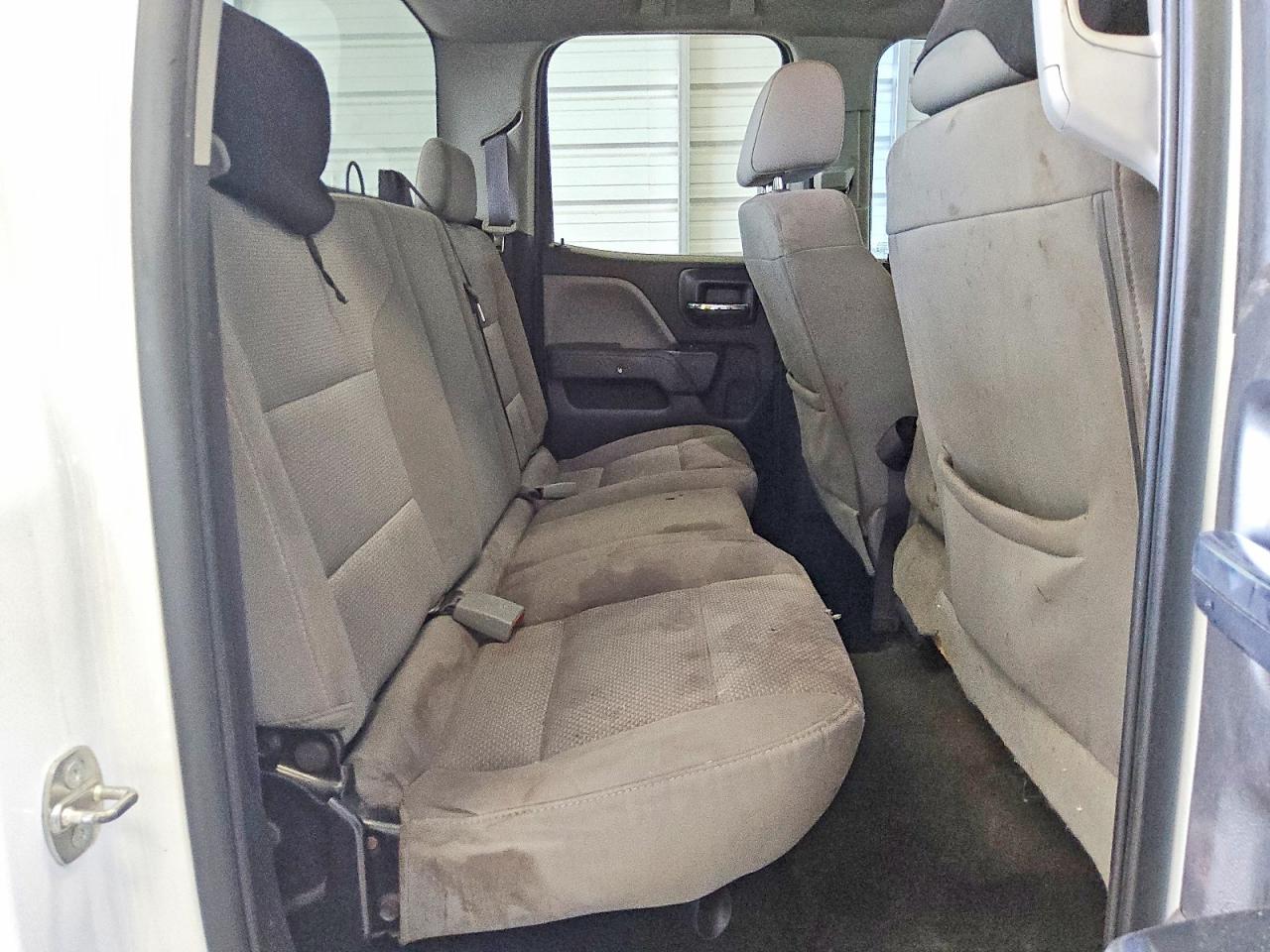 2017 Chevrolet Silverado C1500 Custom White vin: 1GCRCPEH9HZ288856