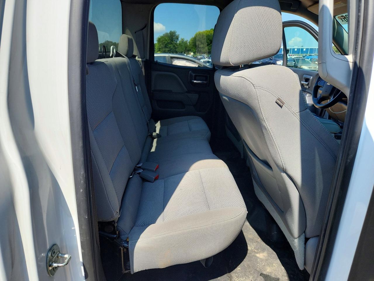 2015 Chevrolet Silverado C1500 Белый vin: 1GCRCPEHXFZ262697