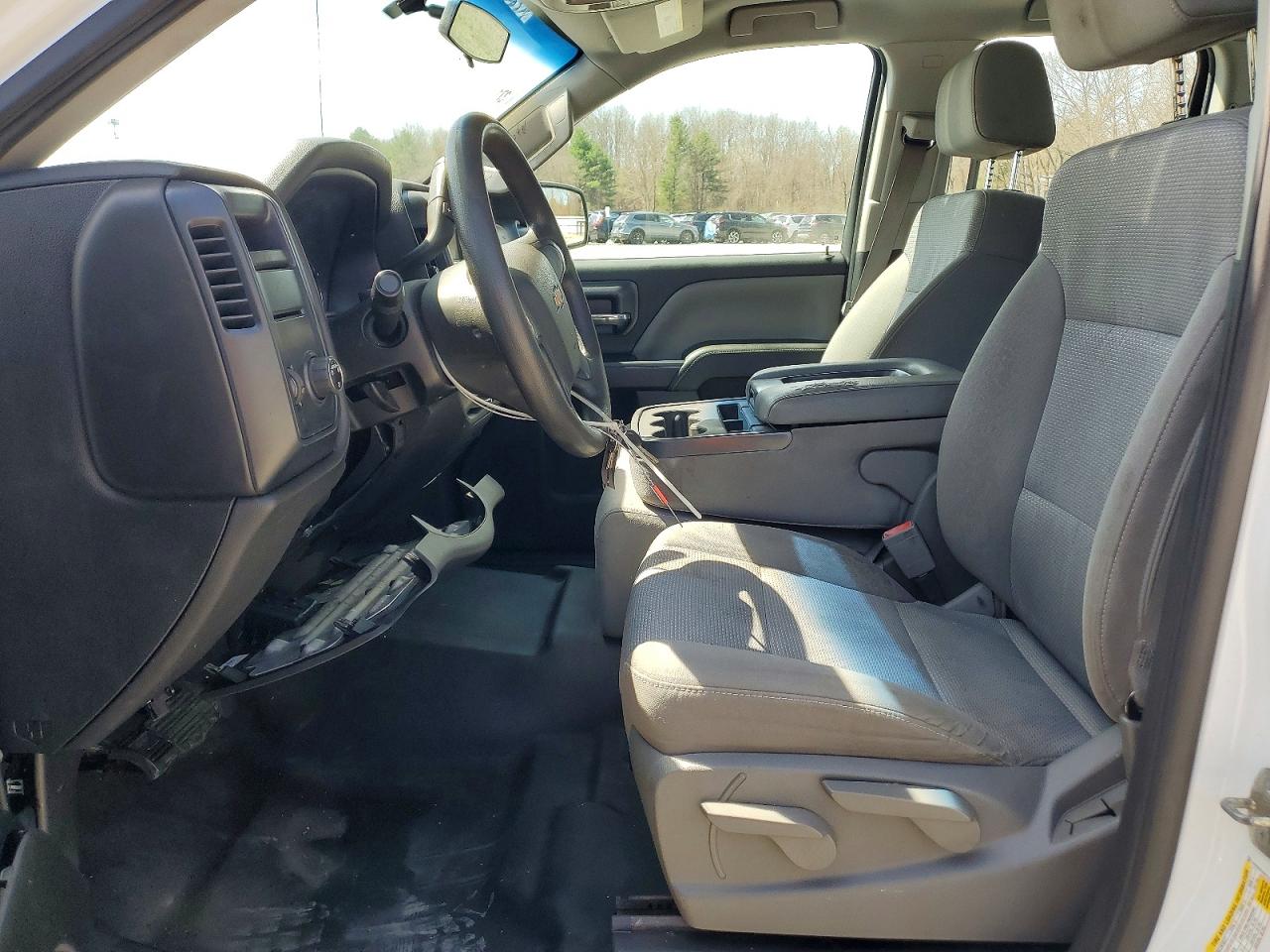 2015 Chevrolet Silverado C1500 Белый vin: 1GCRCPEHXFZ277703