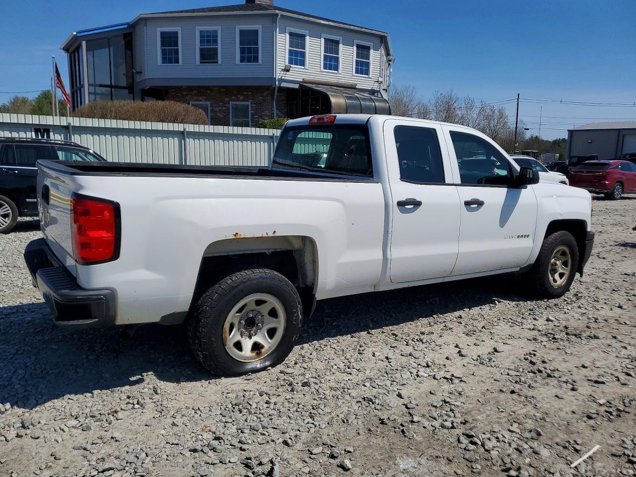 2015 Chevrolet Silverado C1500 Белый vin: 1GCRCPEHXFZ277703