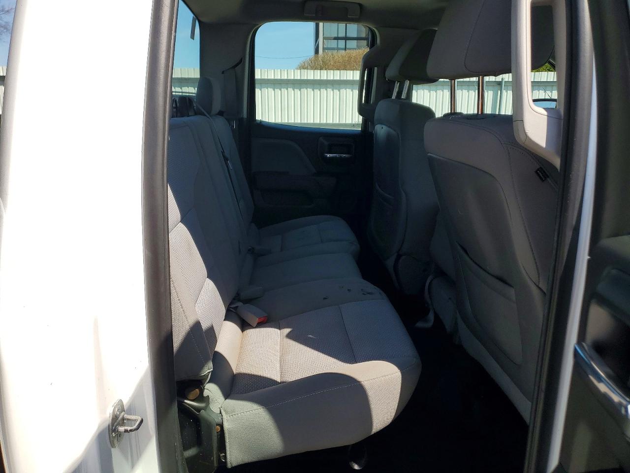 2015 Chevrolet Silverado C1500 Белый vin: 1GCRCPEHXFZ277703