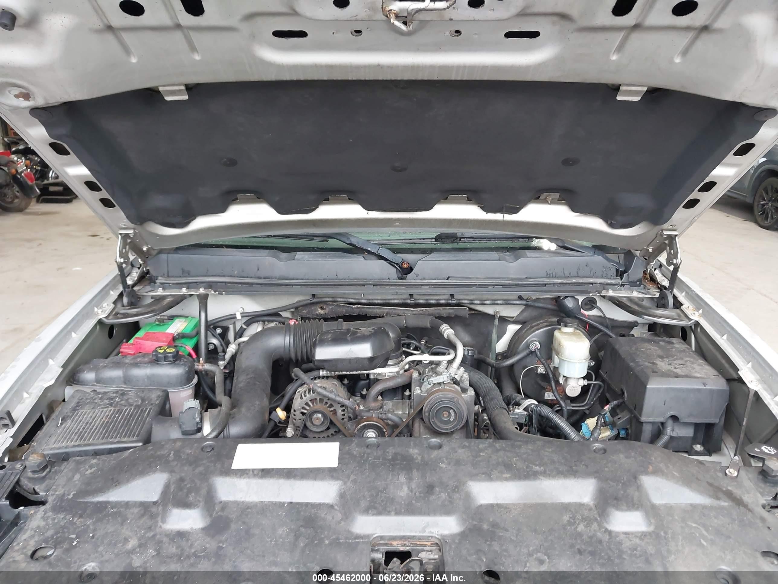 2011 Chevrolet Silverado 1500 Work Truck Silver vin: 1GCRCPEX0BZ118240