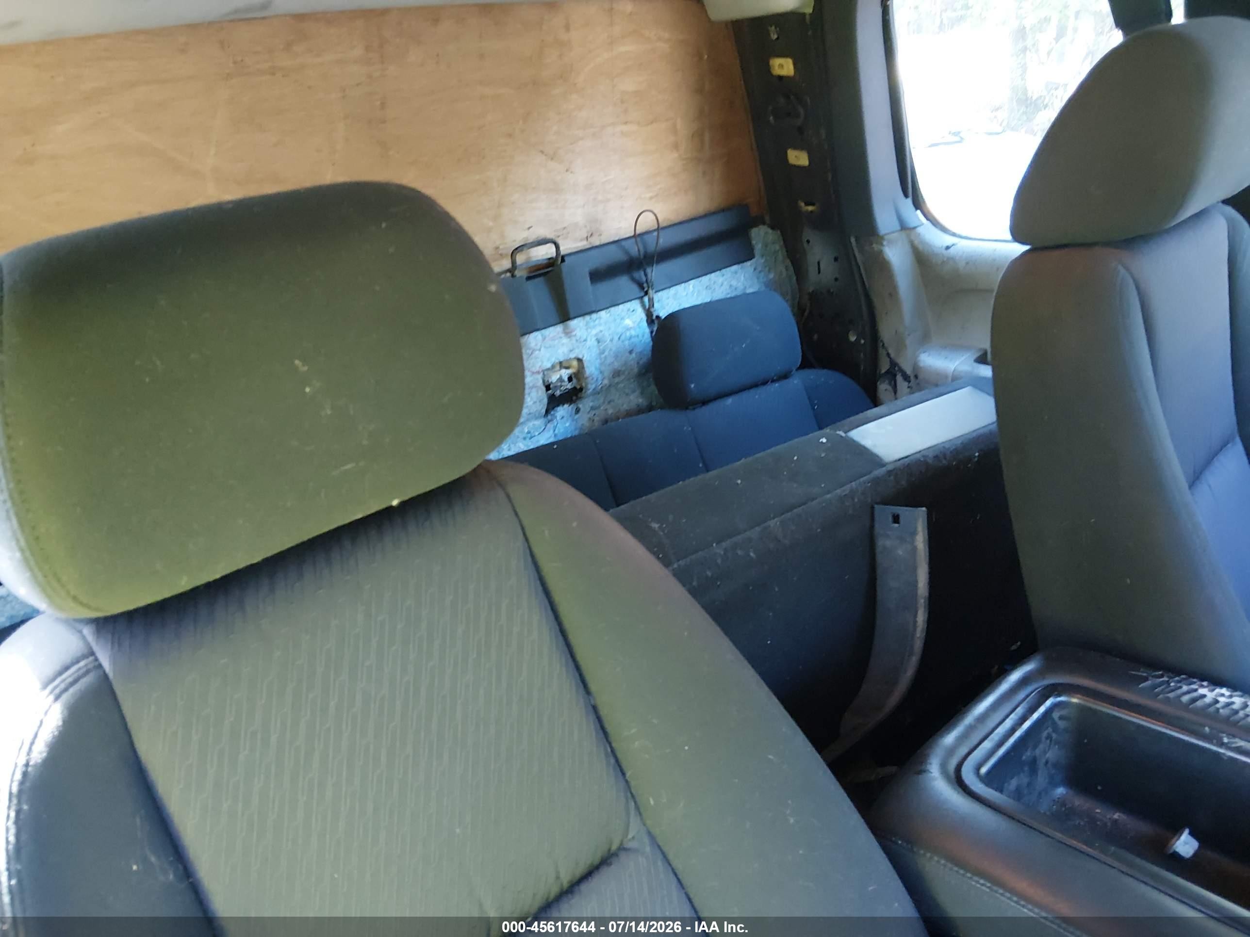 2011 Chevrolet Silverado 1500 Work Truck White vin: 1GCRCPEX3BZ448552
