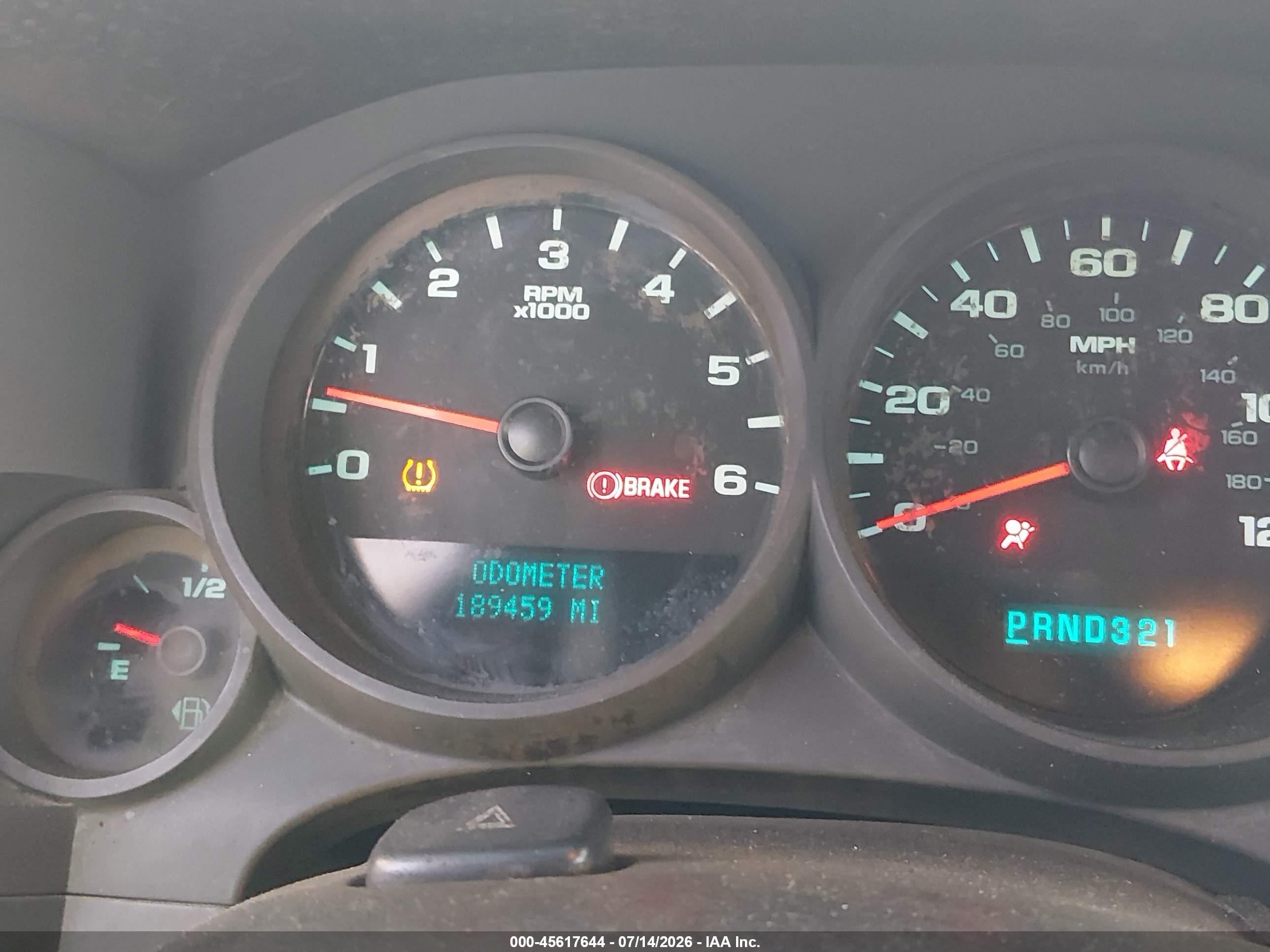 2011 Chevrolet Silverado 1500 Work Truck White vin: 1GCRCPEX3BZ448552