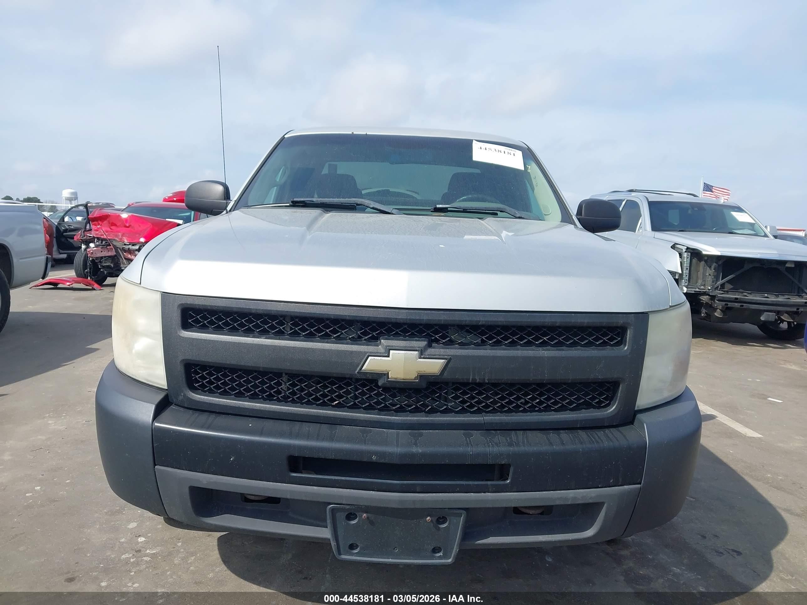2011 Chevrolet Silverado 1500 Work Truck Silver vin: 1GCRCPEX4BZ343342