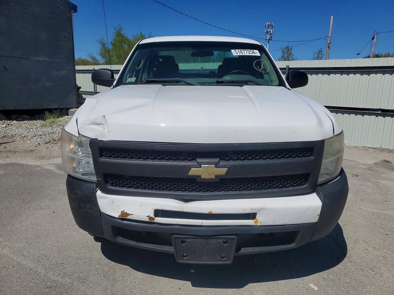 2011 Chevrolet Silverado C1500 White vin: 1GCRCPEX5BZ430330