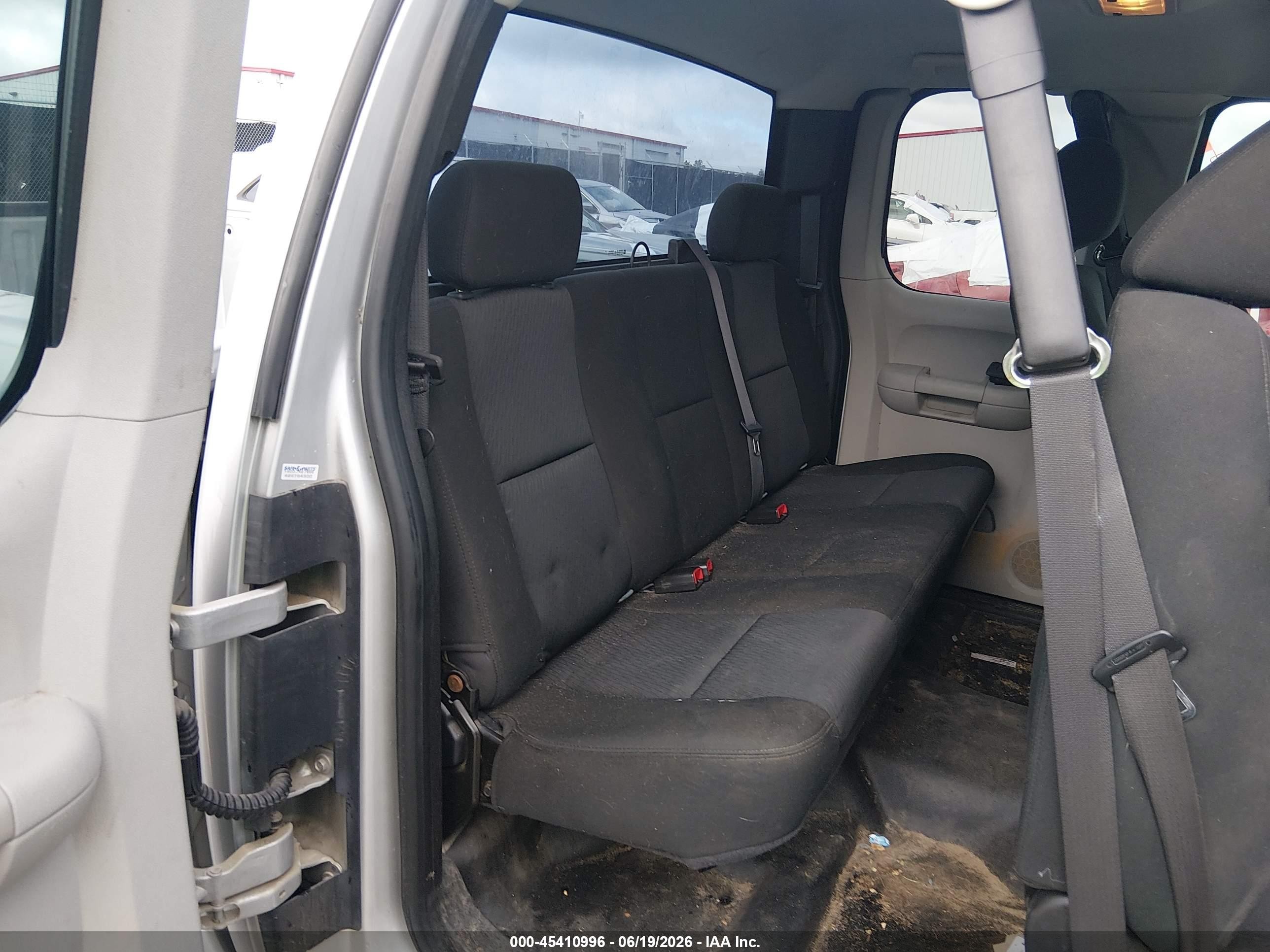 2011 Chevrolet Silverado 1500 Work Truck Silver vin: 1GCRCPEX6BZ109526