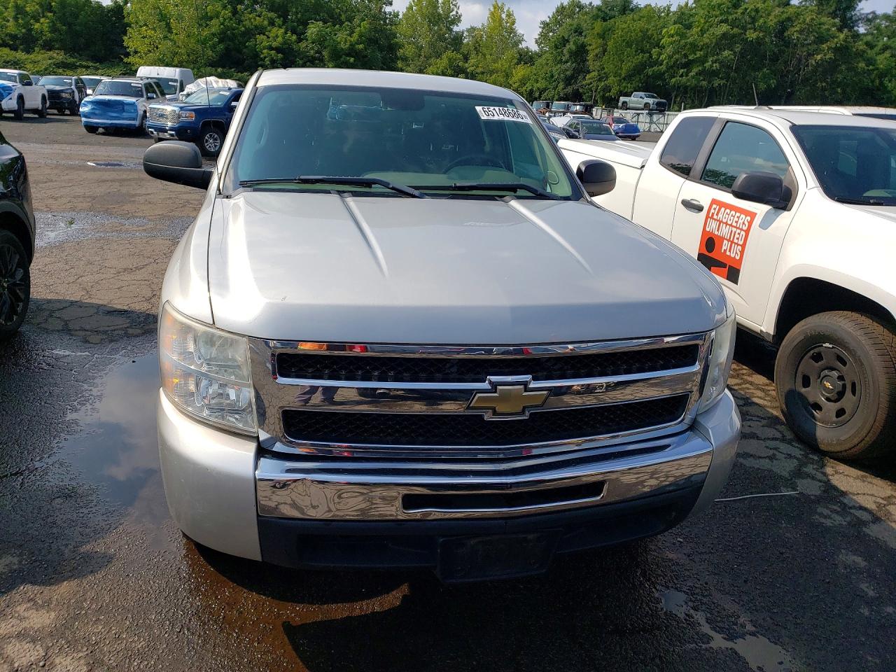 2011 Chevrolet Silverado C1500 Серебряный vin: 1GCRCPEX7BZ413867