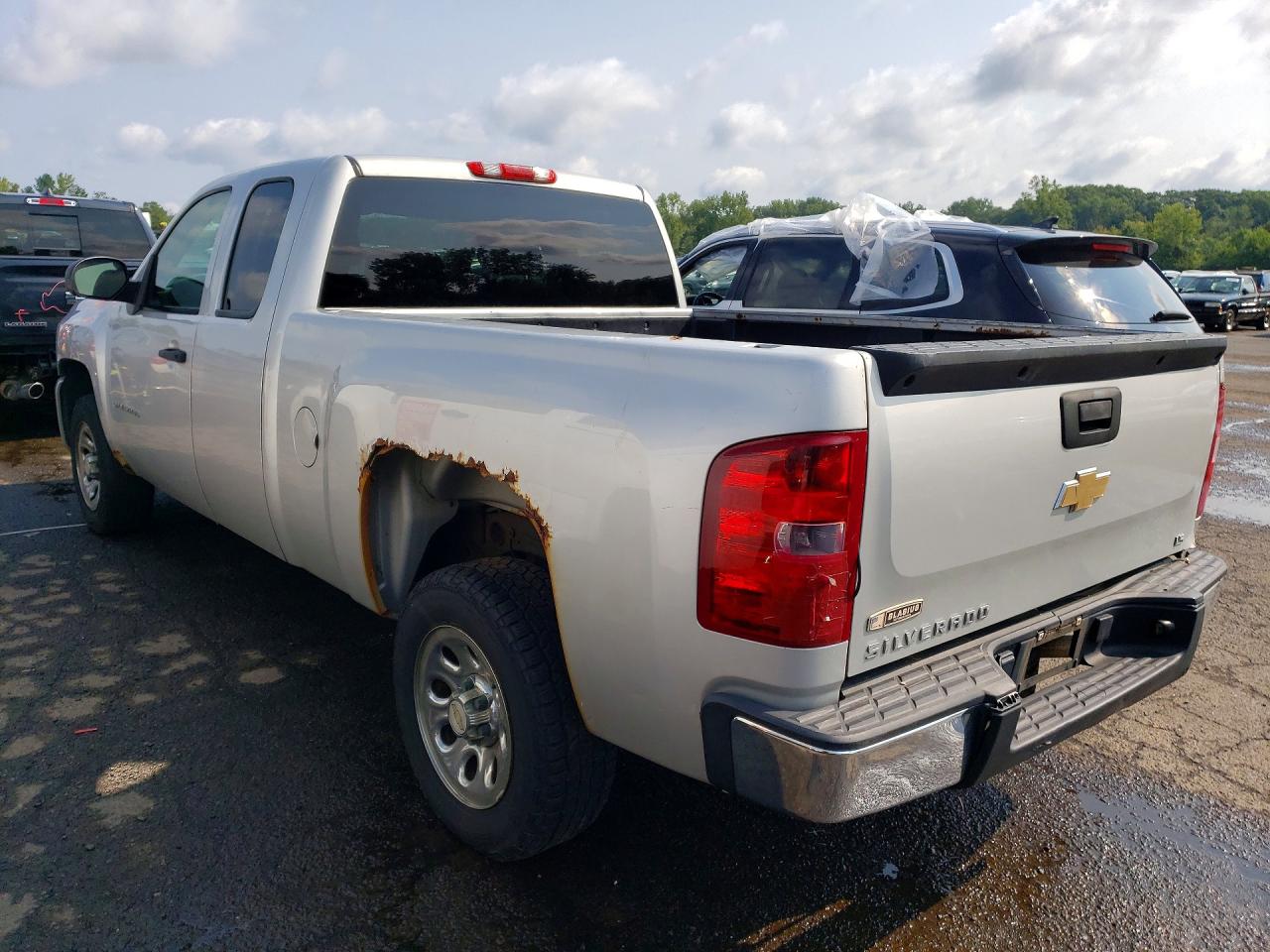 2011 Chevrolet Silverado C1500 Серебряный vin: 1GCRCPEX7BZ413867