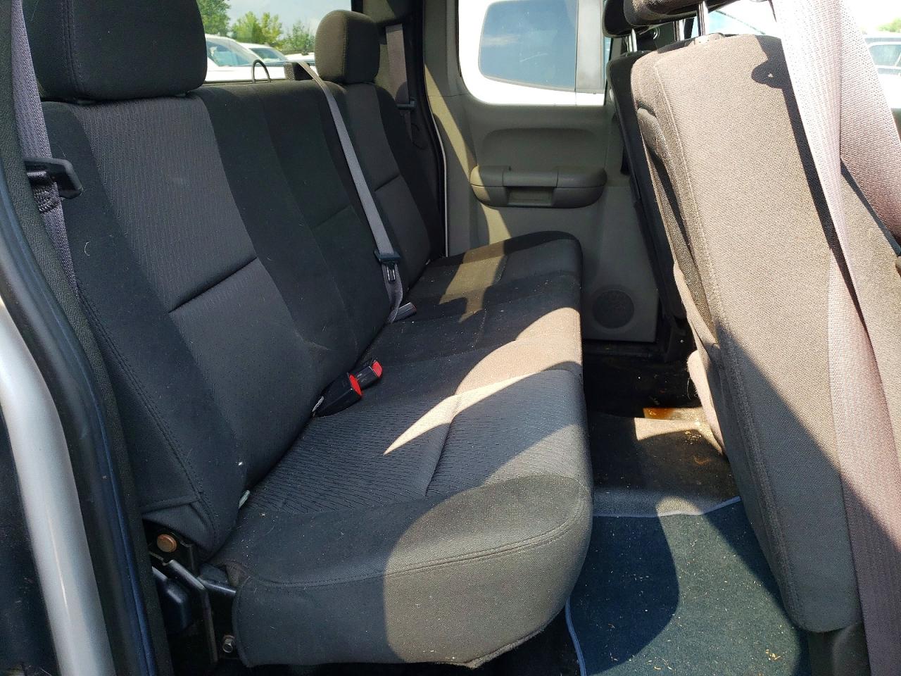2011 Chevrolet Silverado C1500 Серебряный vin: 1GCRCPEX7BZ413867