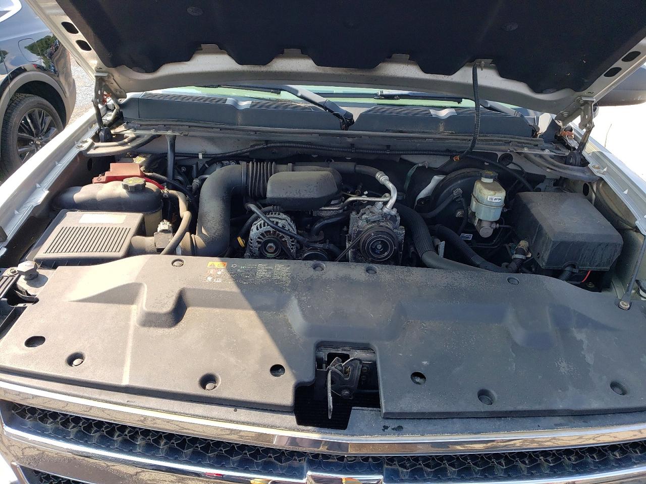 2011 Chevrolet Silverado C1500 Серебряный vin: 1GCRCPEX7BZ413867