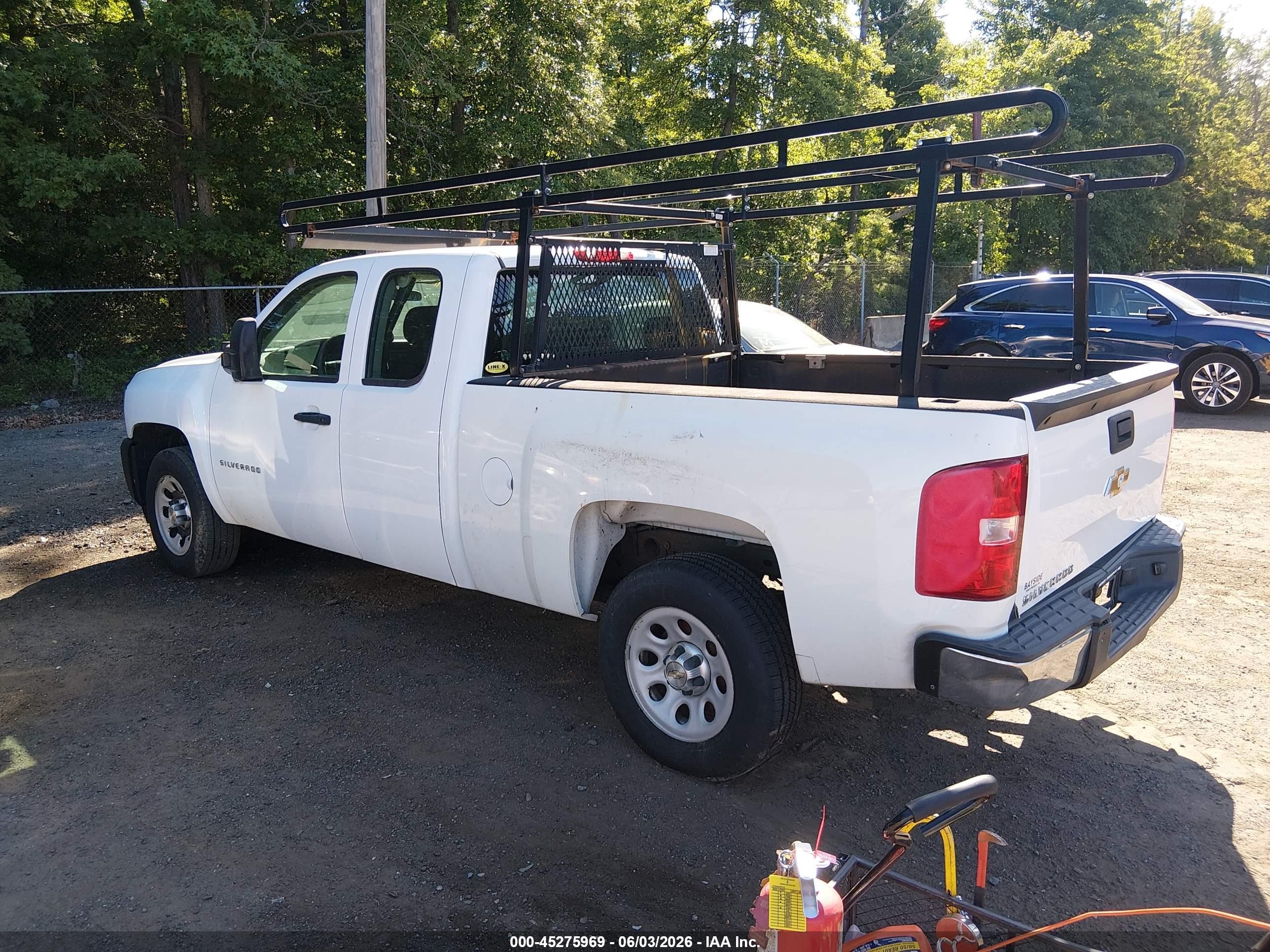 2012 Chevrolet Silverado 1500 Work Truck White vin: 1GCRCPEX7CZ303208