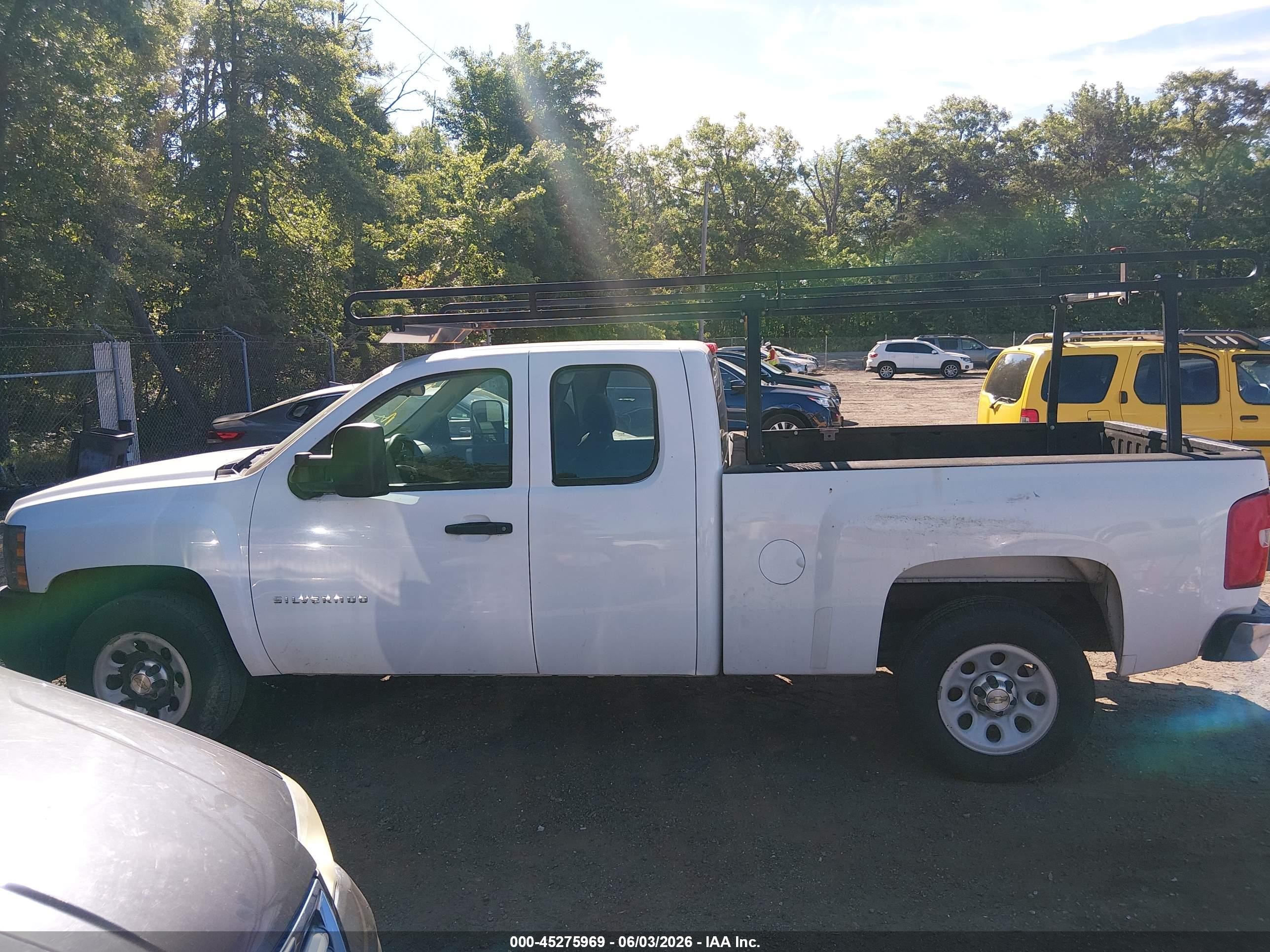 2012 Chevrolet Silverado 1500 Work Truck White vin: 1GCRCPEX7CZ303208