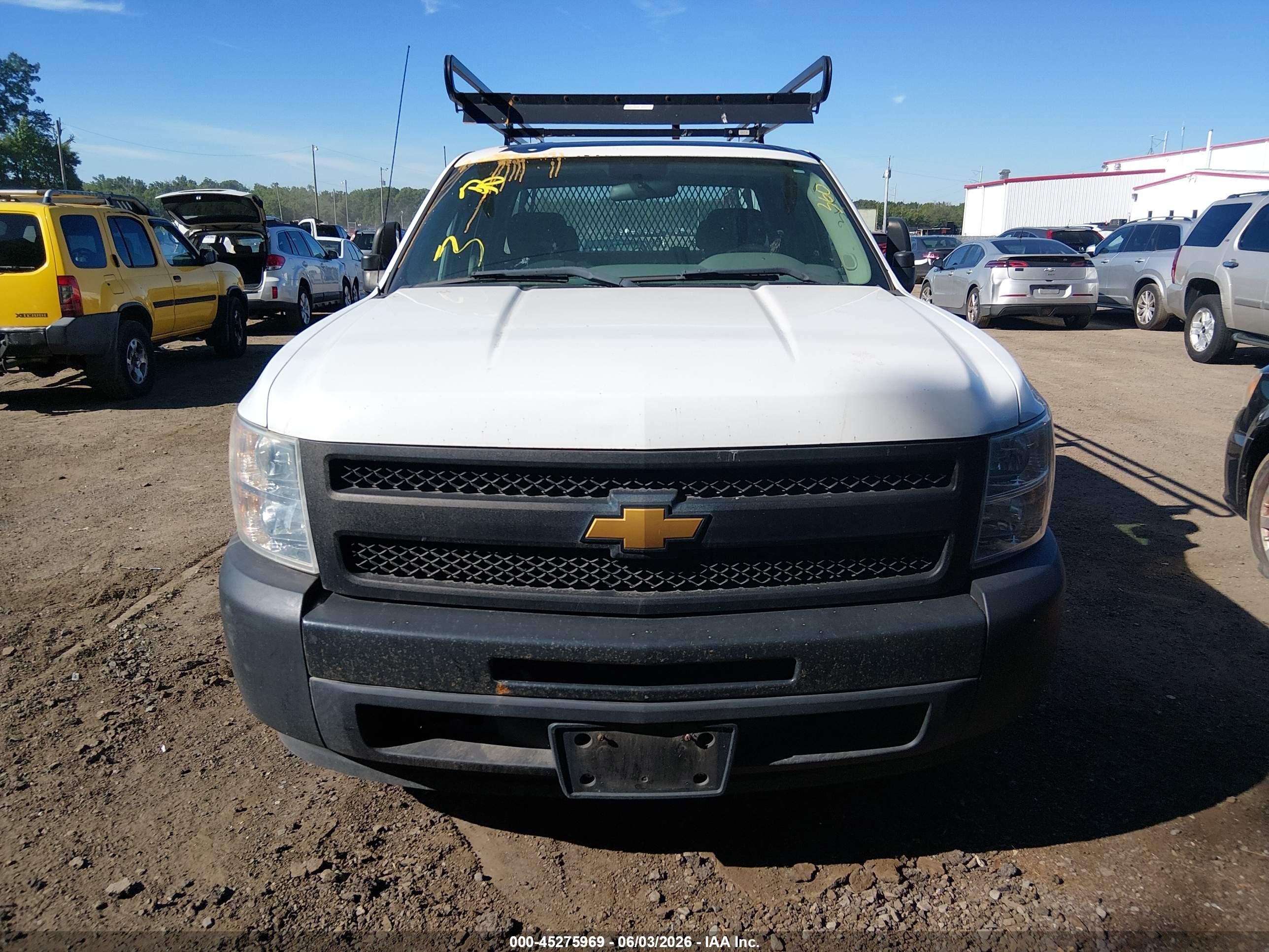 2012 Chevrolet Silverado 1500 Work Truck White vin: 1GCRCPEX7CZ303208