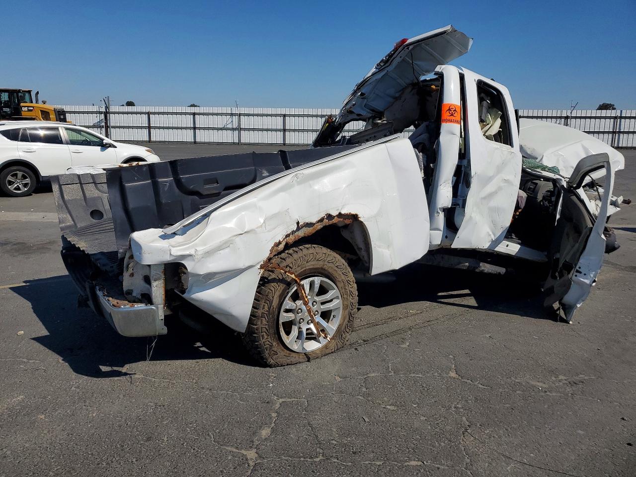 2011 Chevrolet Silverado C1500 White vin: 1GCRCPEX8BZ388137
