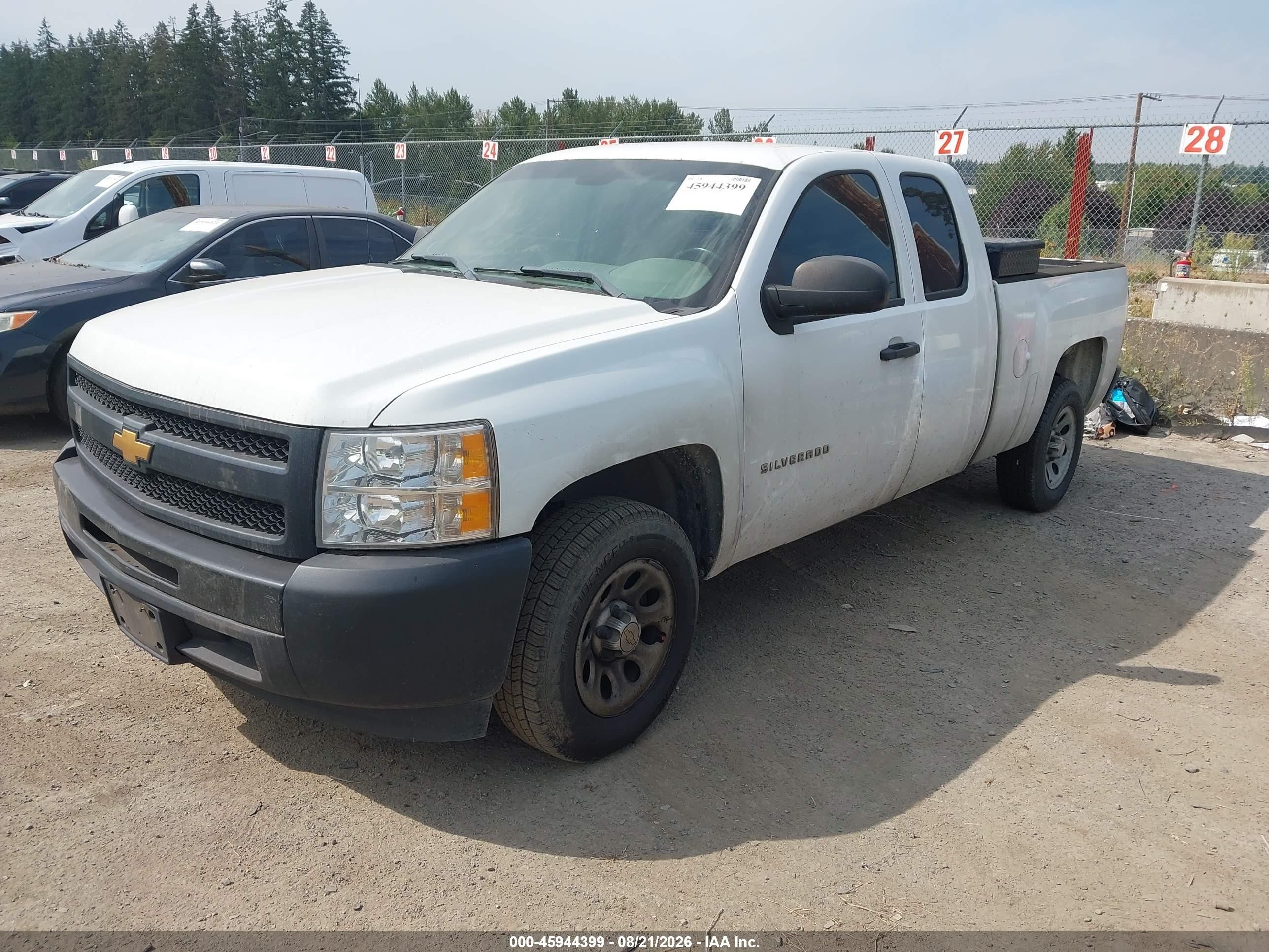 2012 Chevrolet Silverado 1500 Work Truck White vin: 1GCRCPEX8CZ102935