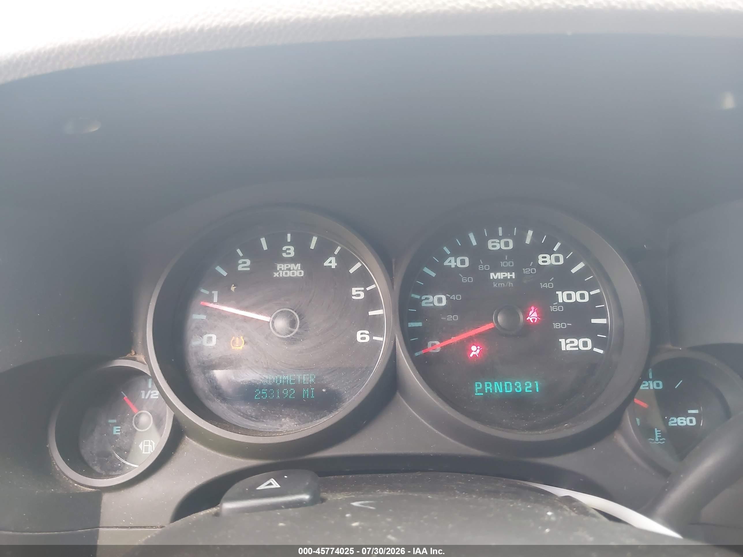 2012 Chevrolet Silverado 1500 Work Truck White vin: 1GCRCPEXXCZ341659