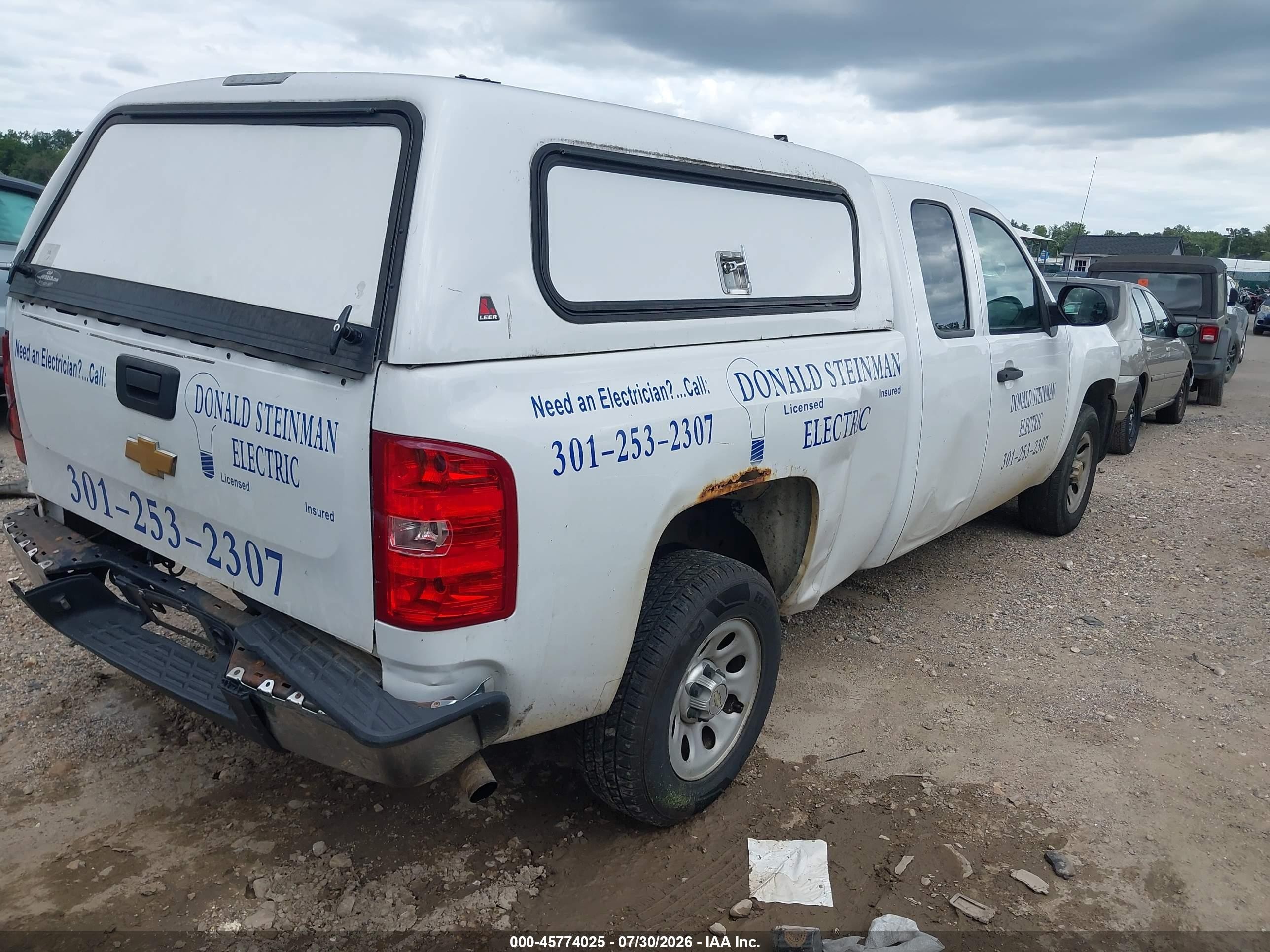 2012 Chevrolet Silverado 1500 Work Truck White vin: 1GCRCPEXXCZ341659