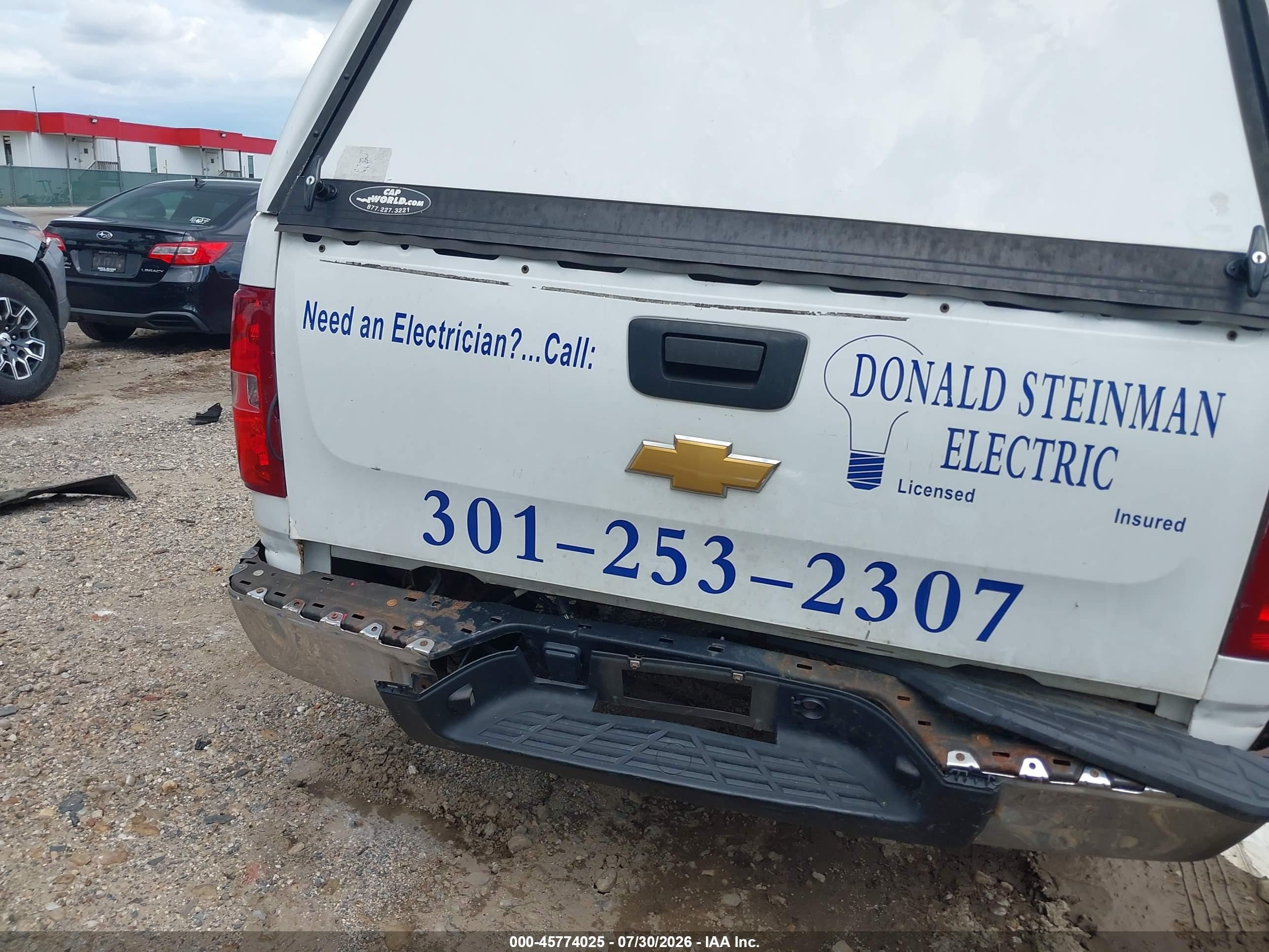 2012 Chevrolet Silverado 1500 Work Truck White vin: 1GCRCPEXXCZ341659