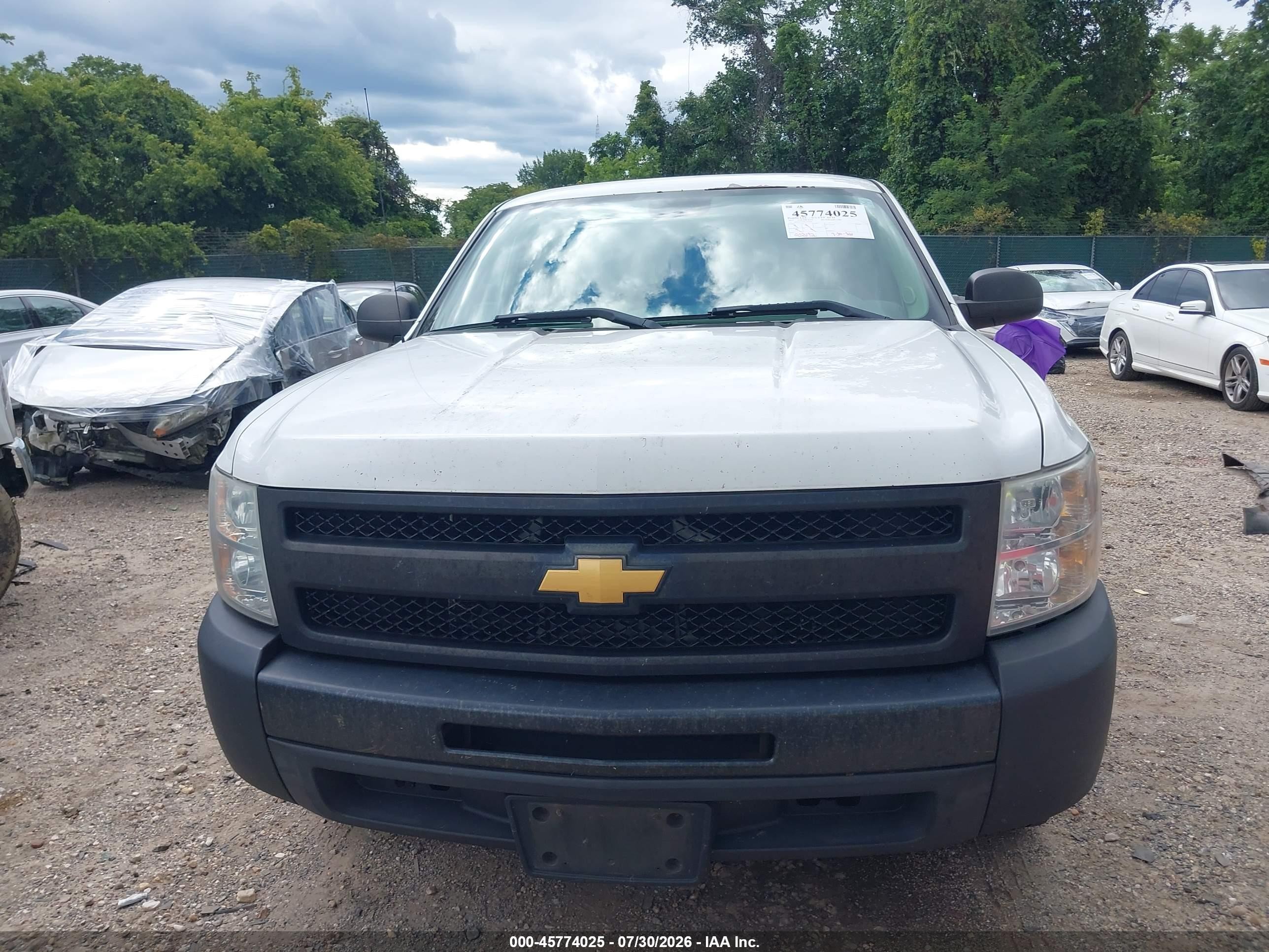 2012 Chevrolet Silverado 1500 Work Truck White vin: 1GCRCPEXXCZ341659