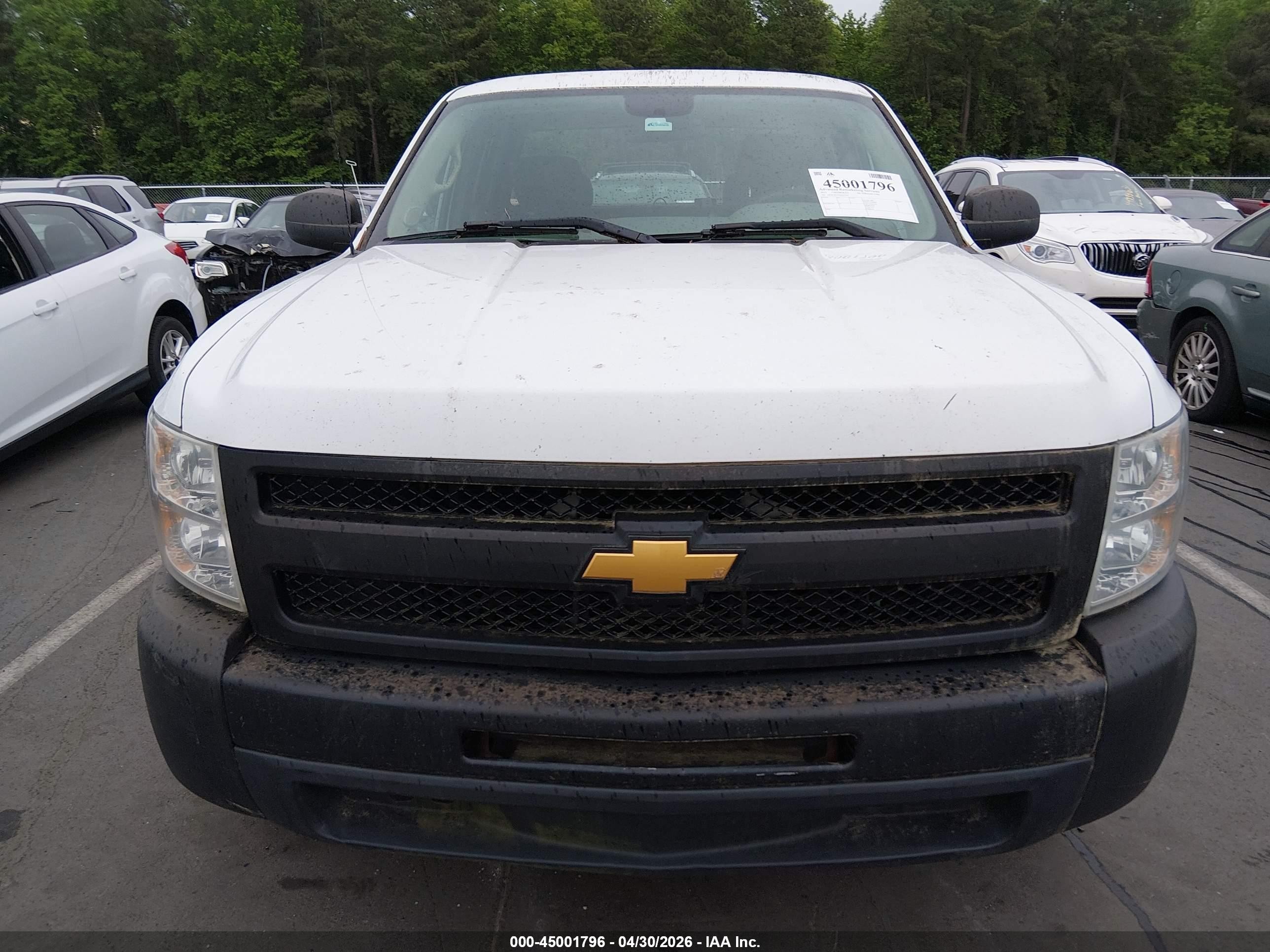 2013 Chevrolet Silverado 1500 Work Truck White vin: 1GCRCPEXXDZ147344