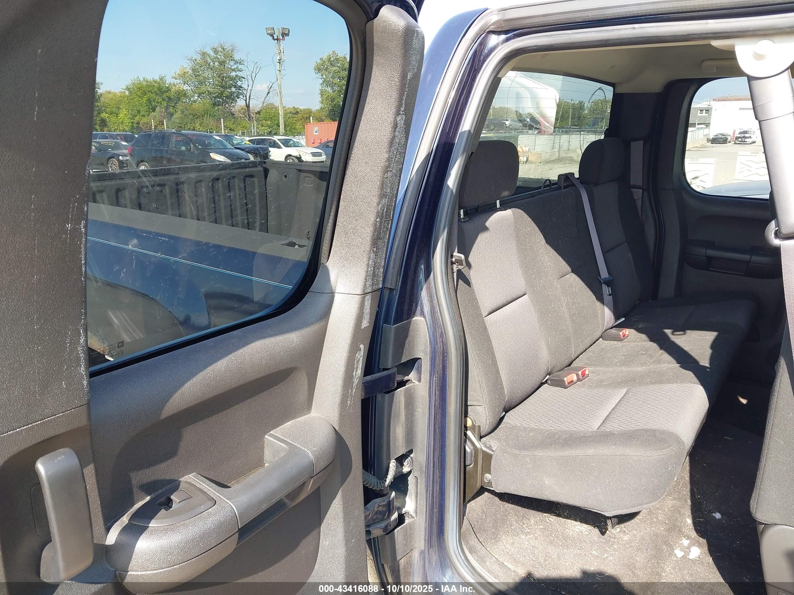 2011 Chevrolet Silverado 1500 Ls Dark Blue vin: 1GCRCREA0BZ384414
