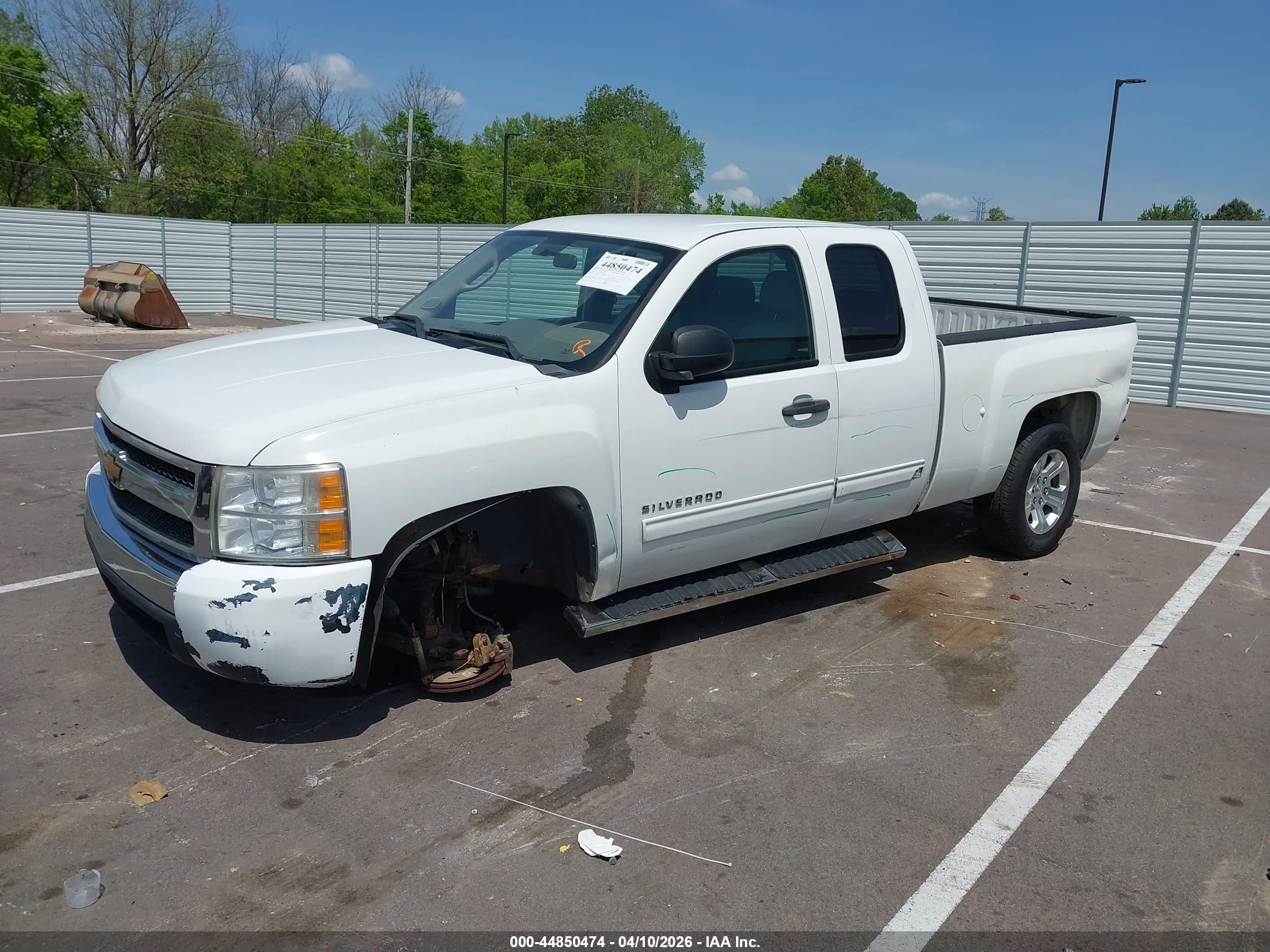 2013 Chevrolet Silverado 1500 Ls White vin: 1GCRCREA2DZ320779