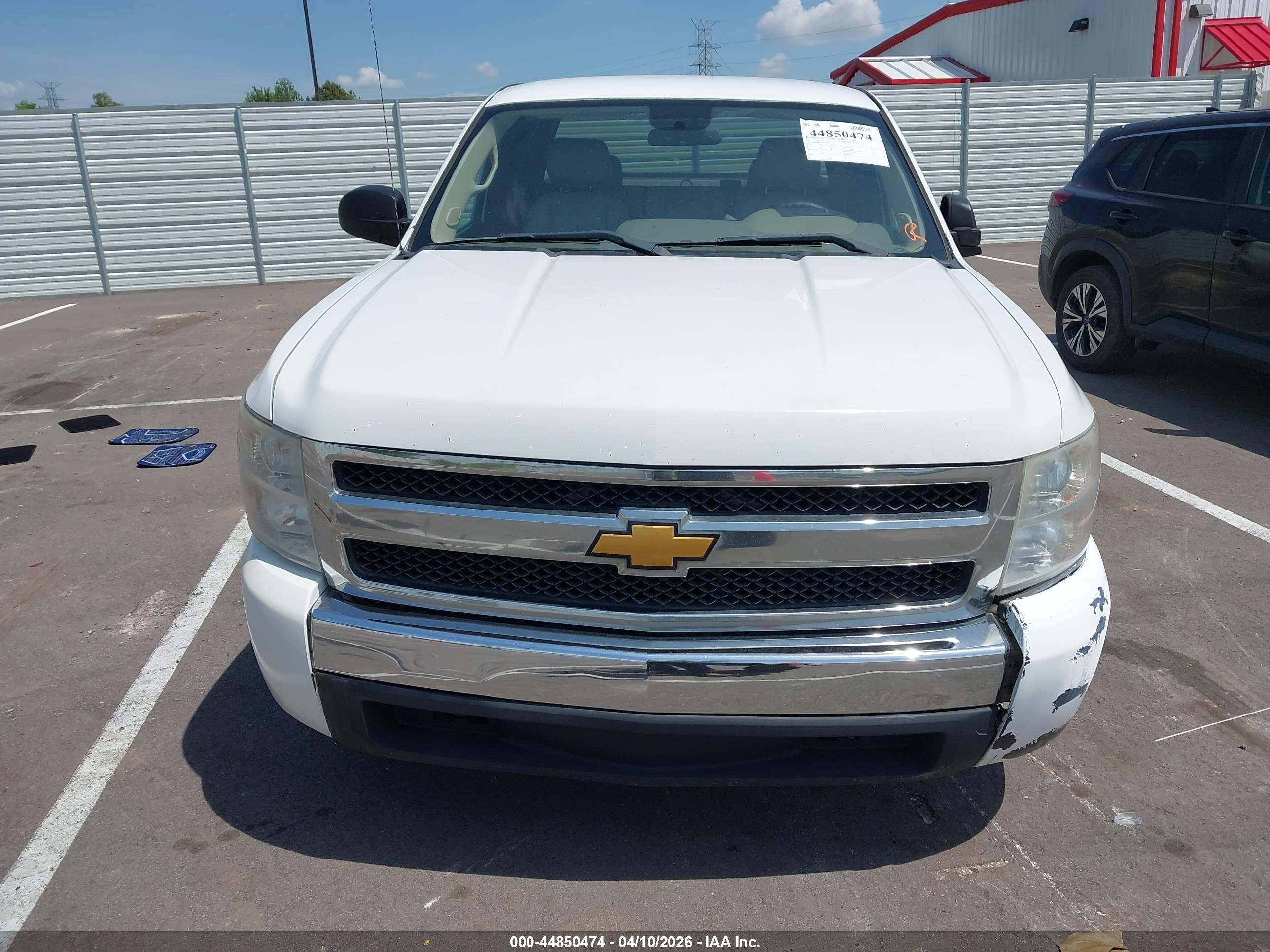 2013 Chevrolet Silverado 1500 Ls White vin: 1GCRCREA2DZ320779