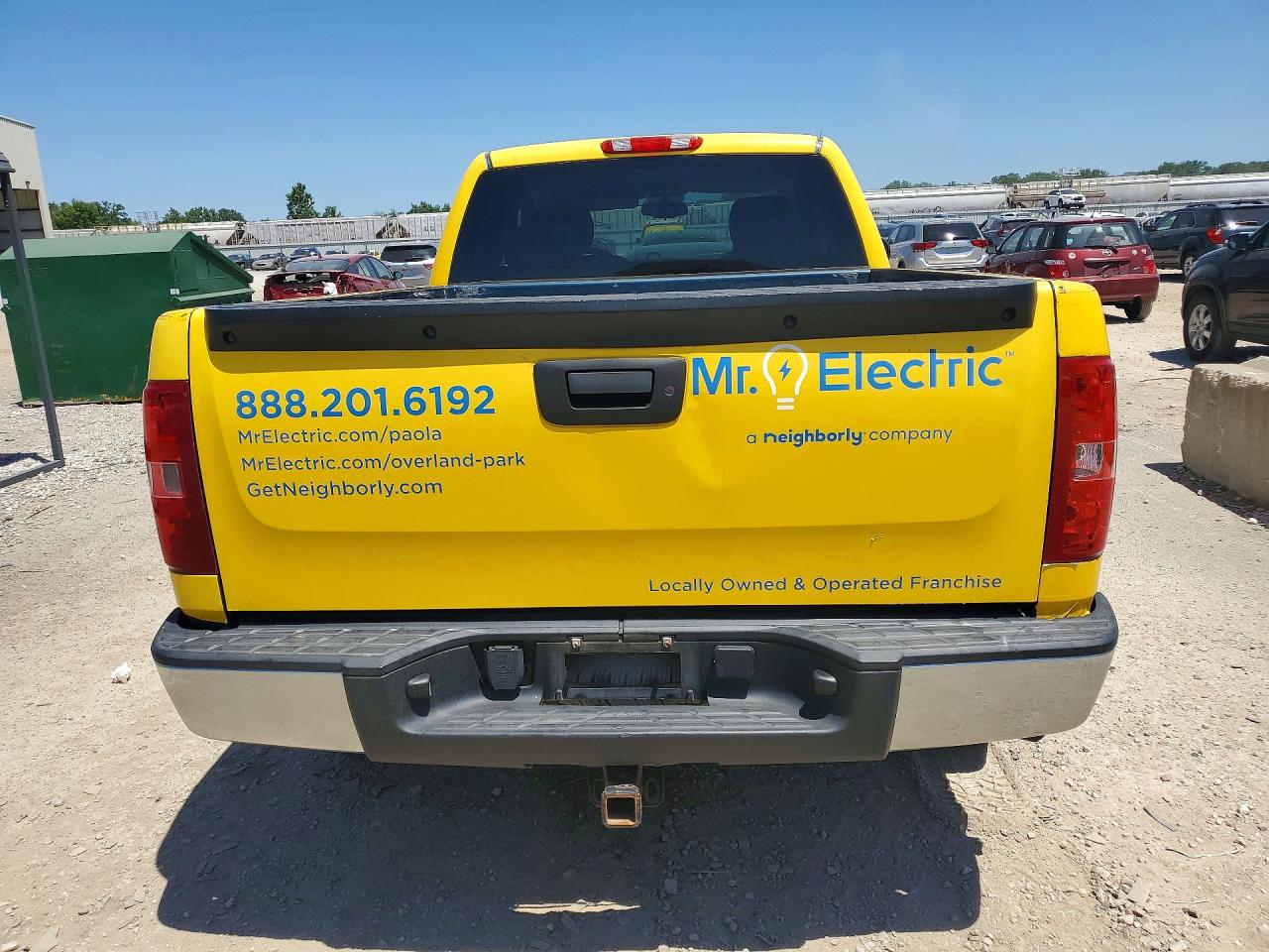 2012 Chevrolet Silverado C1500 Ls Yellow vin: 1GCRCREA4CZ225932