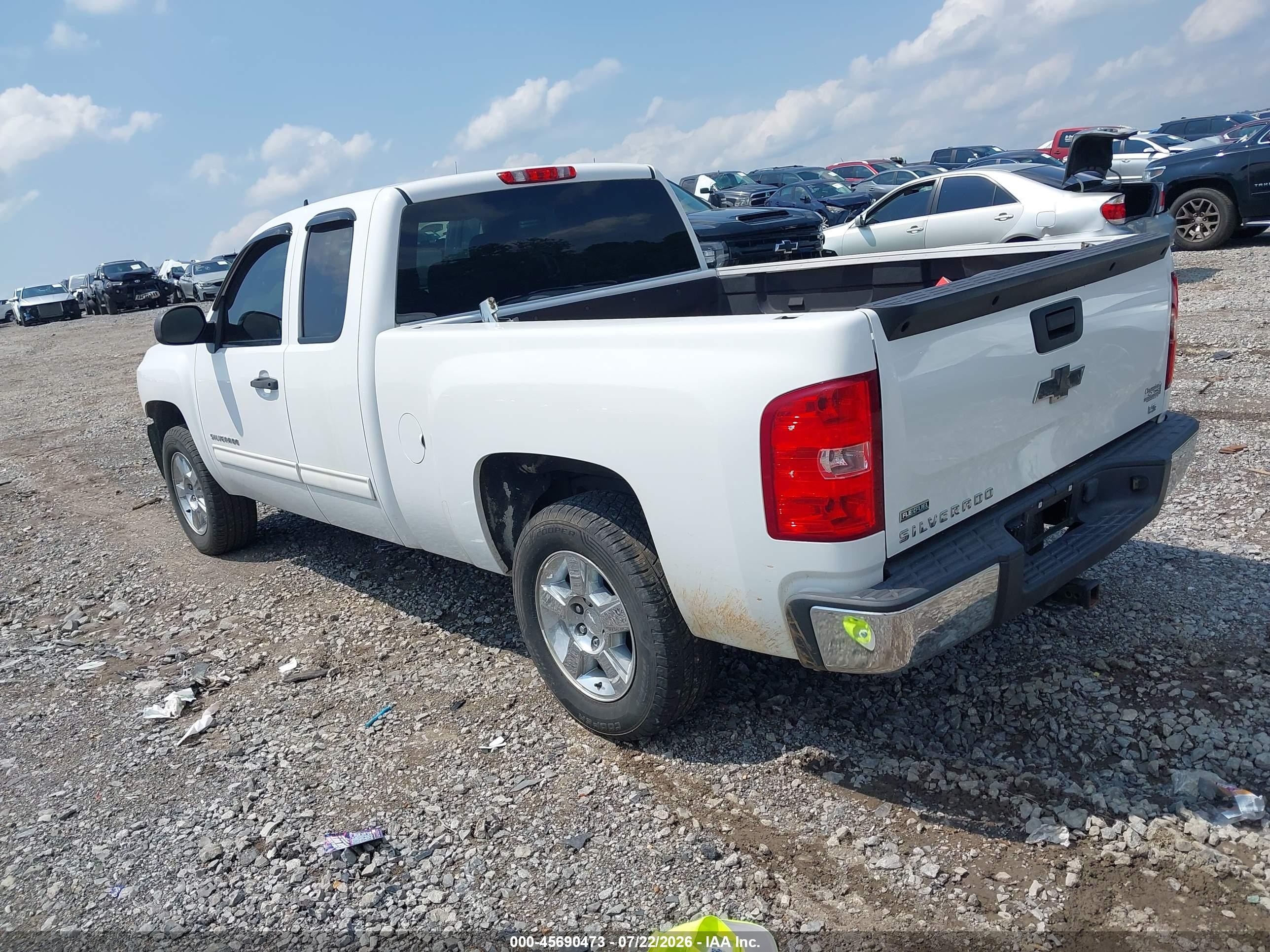 2012 Chevrolet Silverado 1500 Ls White vin: 1GCRCREA4CZ296368