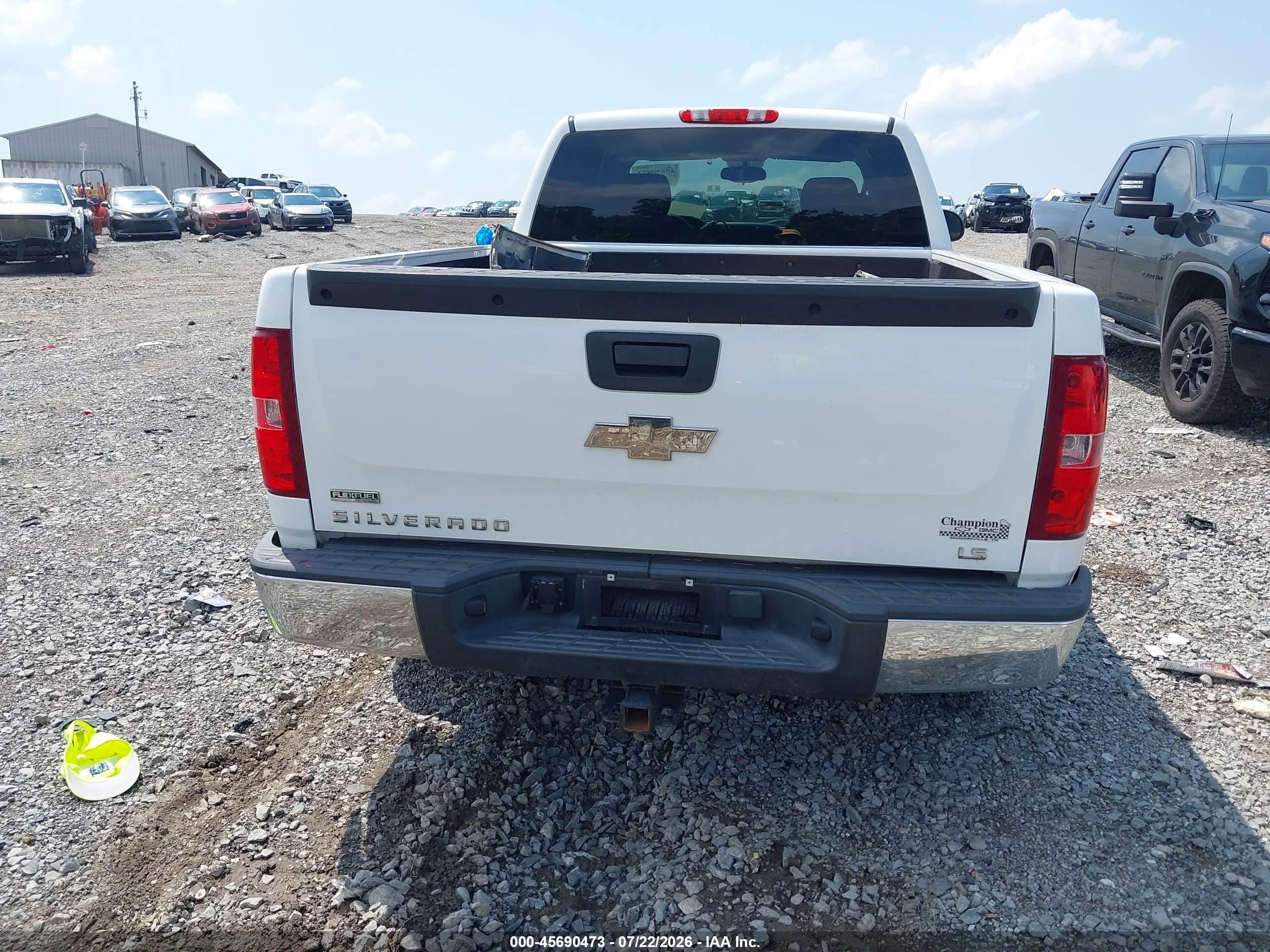 2012 Chevrolet Silverado 1500 Ls White vin: 1GCRCREA4CZ296368