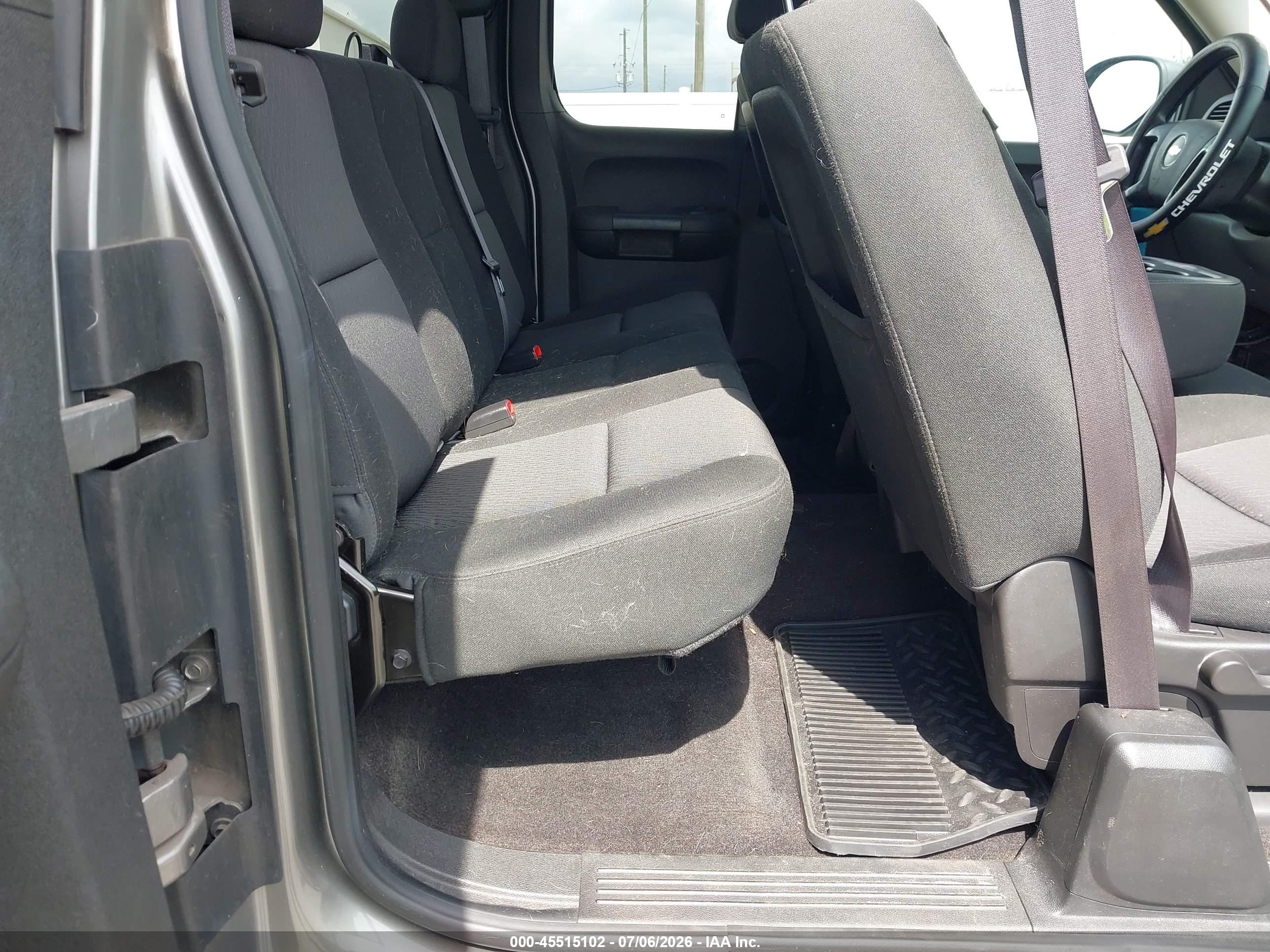 2012 Chevrolet Silverado 1500 Ls Silver vin: 1GCRCREA4CZ336948