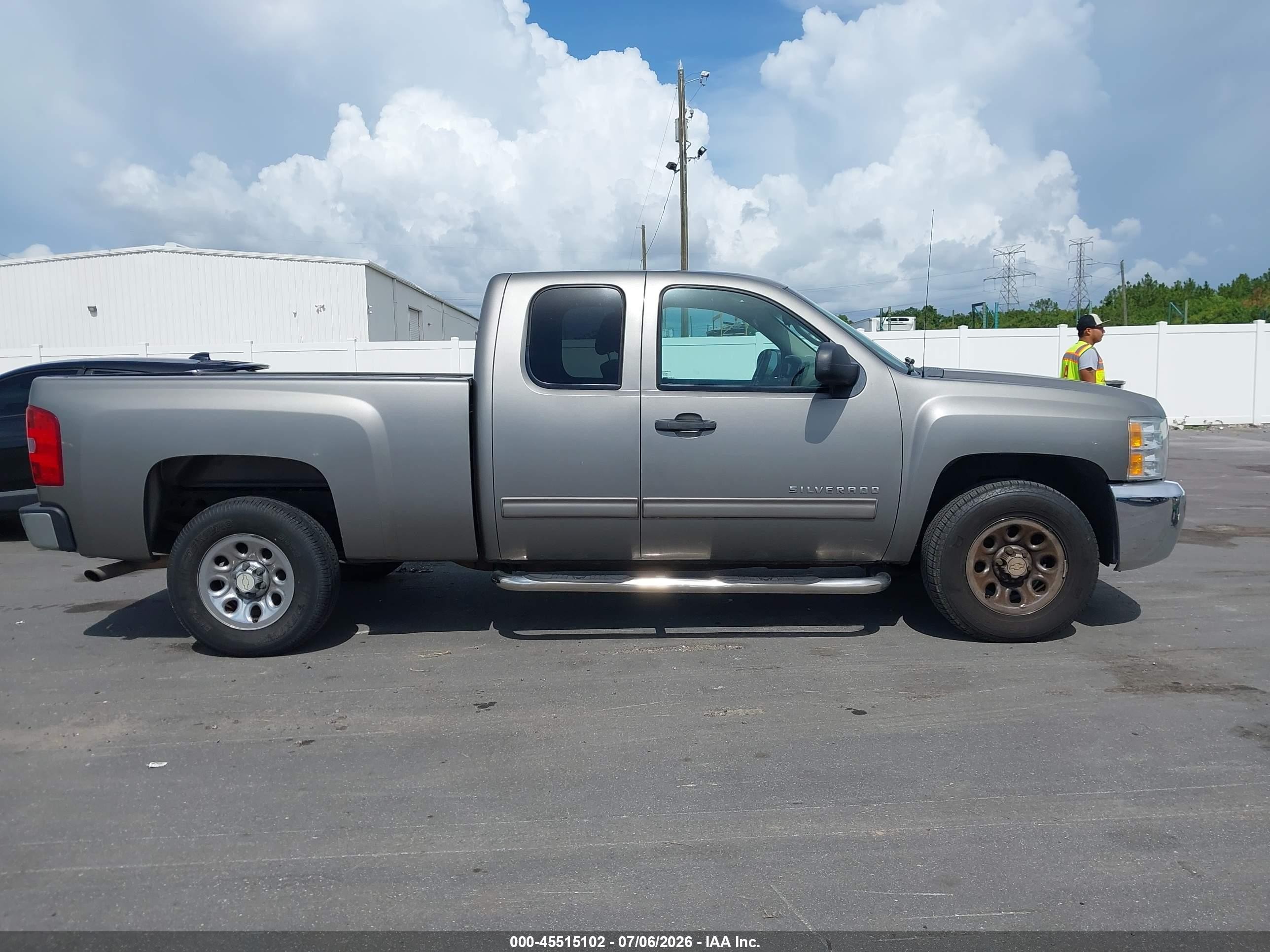 2012 Chevrolet Silverado 1500 Ls Silver vin: 1GCRCREA4CZ336948