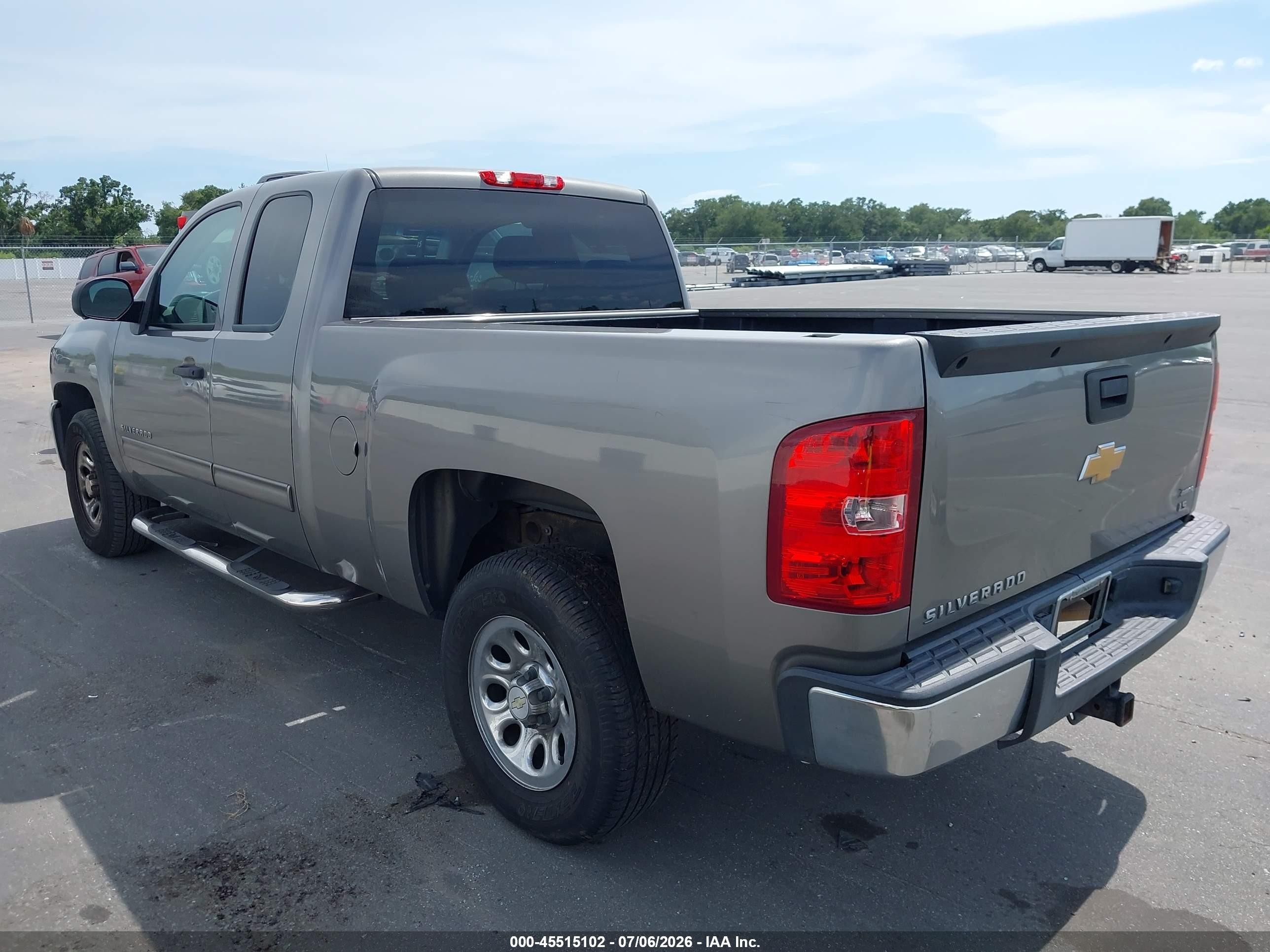 2012 Chevrolet Silverado 1500 Ls Silver vin: 1GCRCREA4CZ336948