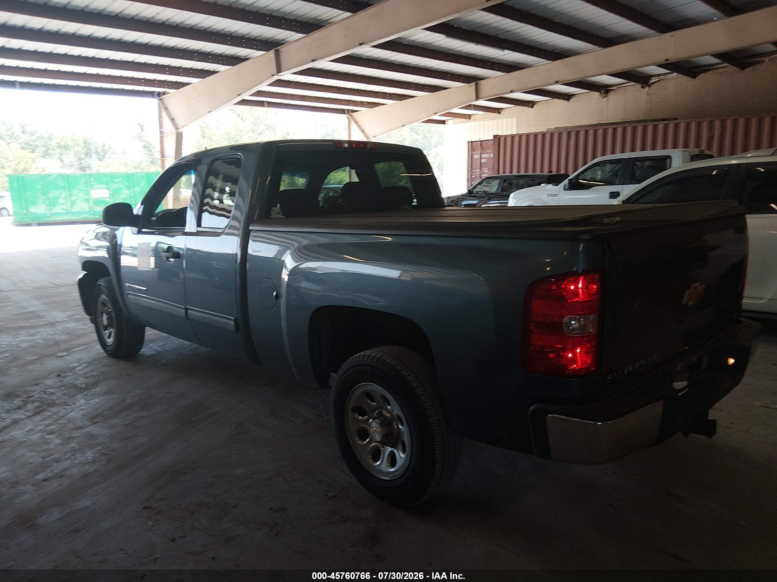 2013 Chevrolet Silverado 1500 Ls Blue vin: 1GCRCREA4DZ169802