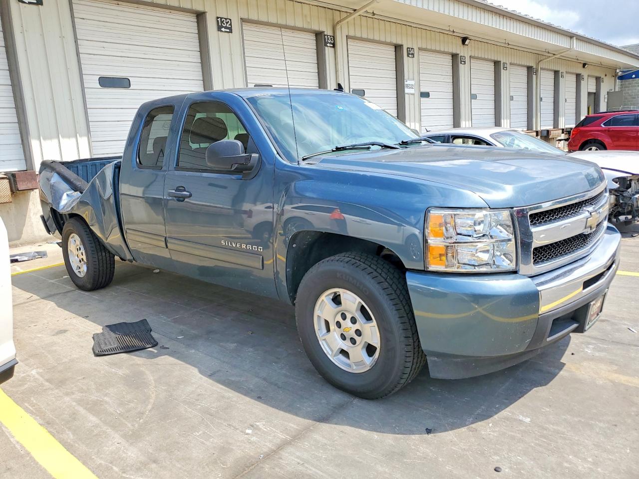 2011 Chevrolet Silverado C1500 Ls Blue vin: 1GCRCREA5BZ183107