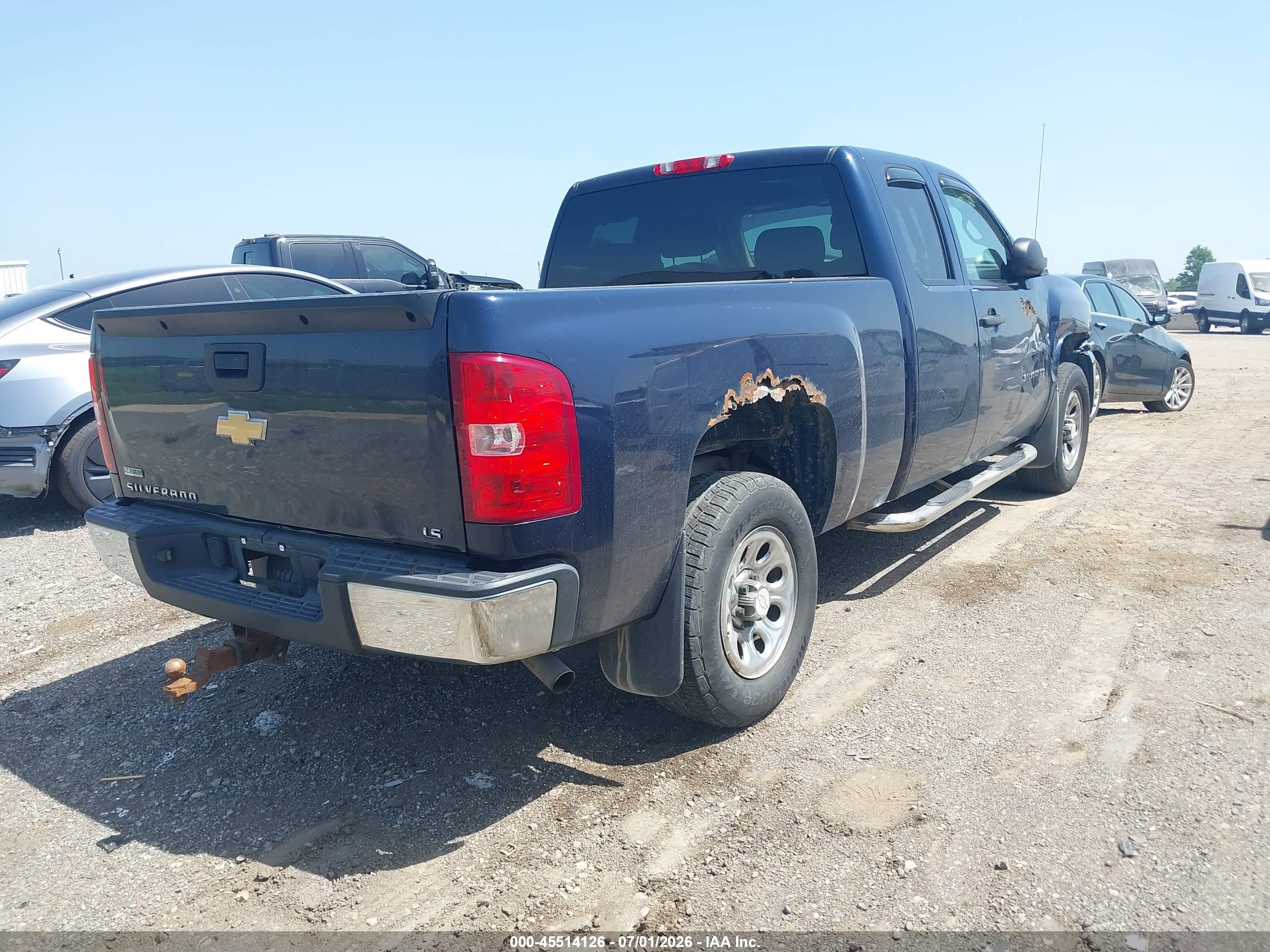 2011 Chevrolet Silverado 1500 Ls Blue vin: 1GCRCREA6BZ317025