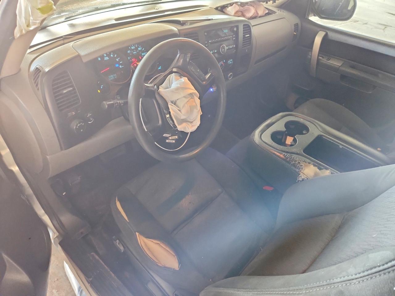 2011 Chevrolet Silverado C1500 Ls Silver vin: 1GCRCREA7BZ125287