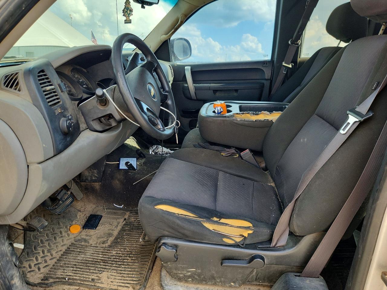 2011 Chevrolet Silverado C1500 Ls Silver vin: 1GCRCREA7BZ399279