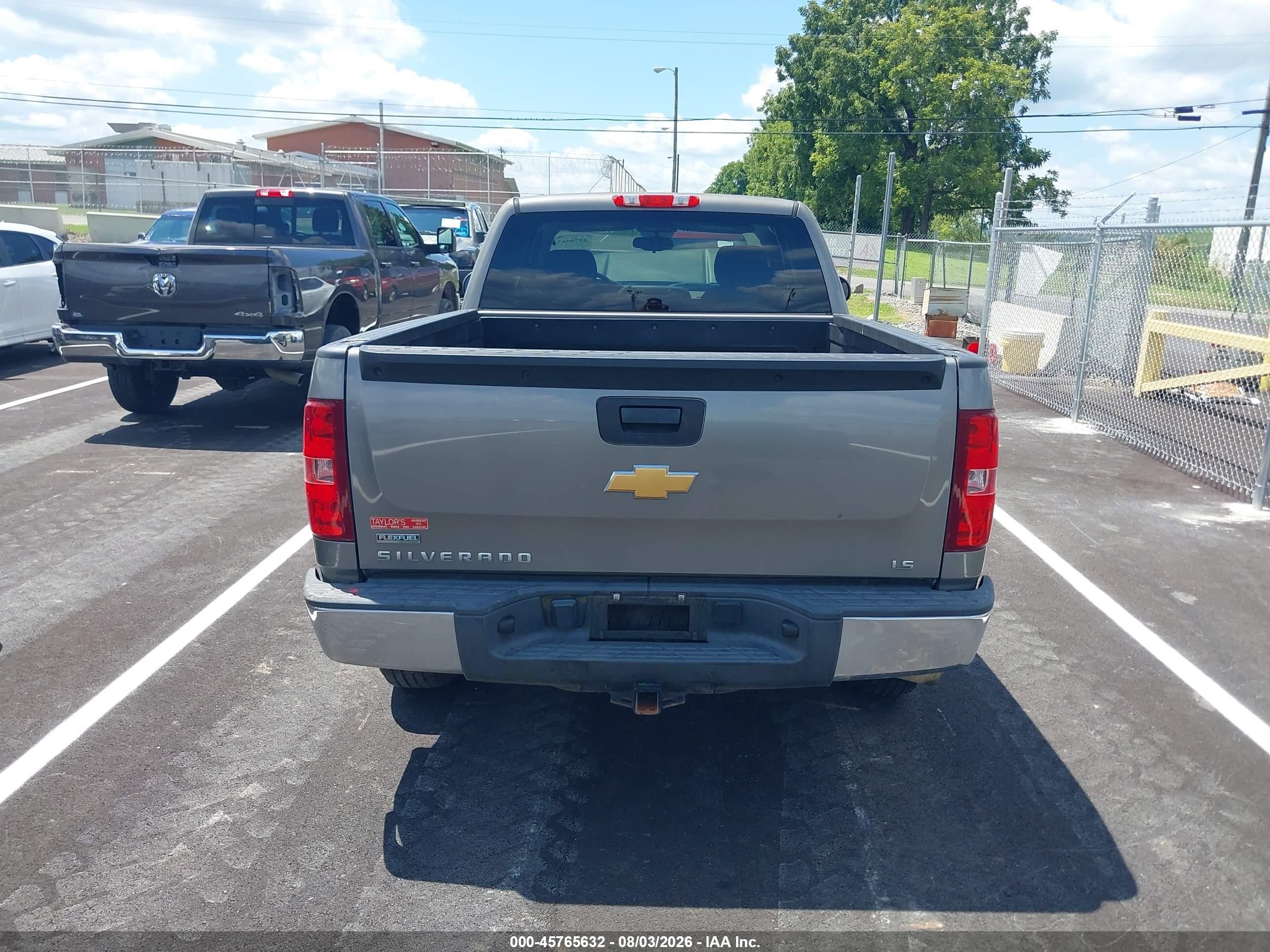 2012 Chevrolet Silverado 1500 Ls Silver vin: 1GCRCREA7CZ291827