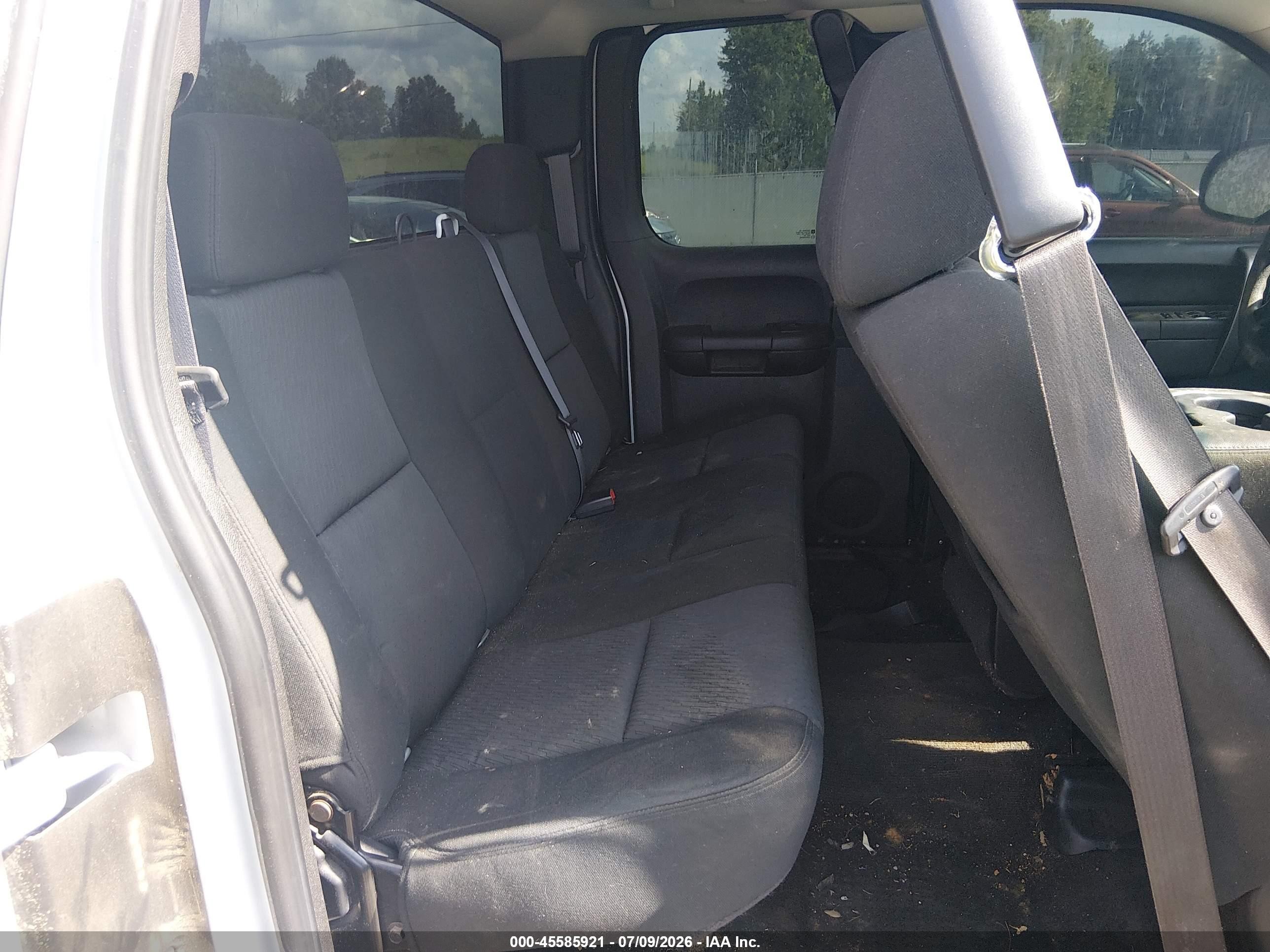 2011 Chevrolet Silverado 1500 Ls White vin: 1GCRCREA9BZ432606