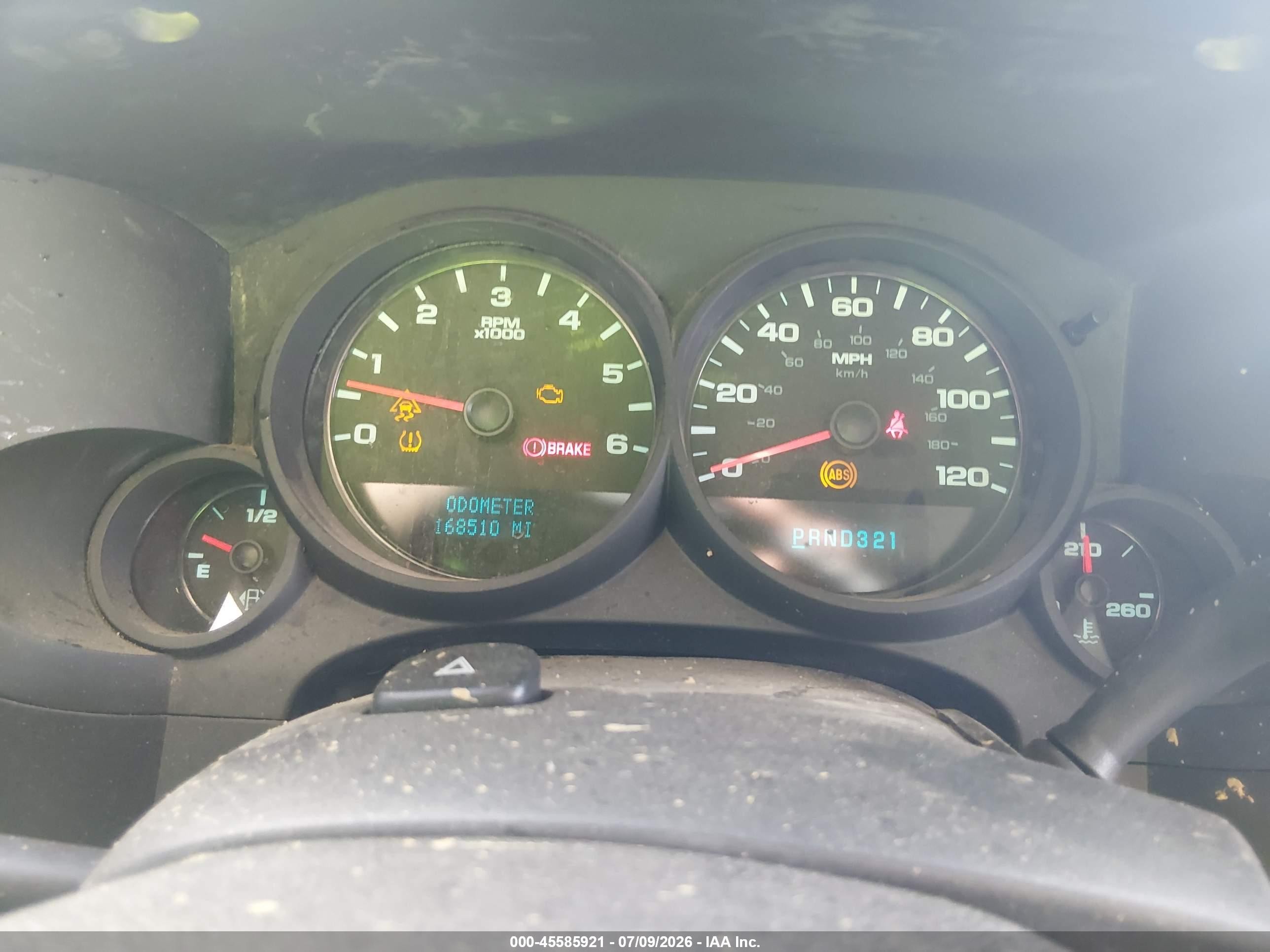 2011 Chevrolet Silverado 1500 Ls White vin: 1GCRCREA9BZ432606